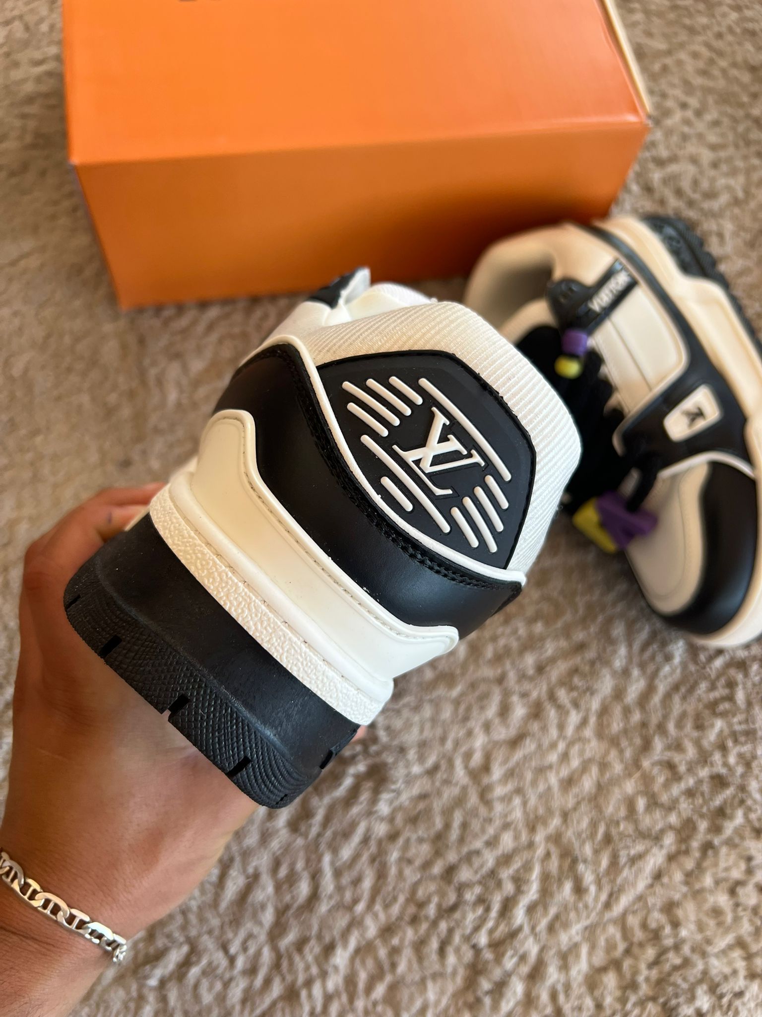 LOUIS VUITTON TRAINER