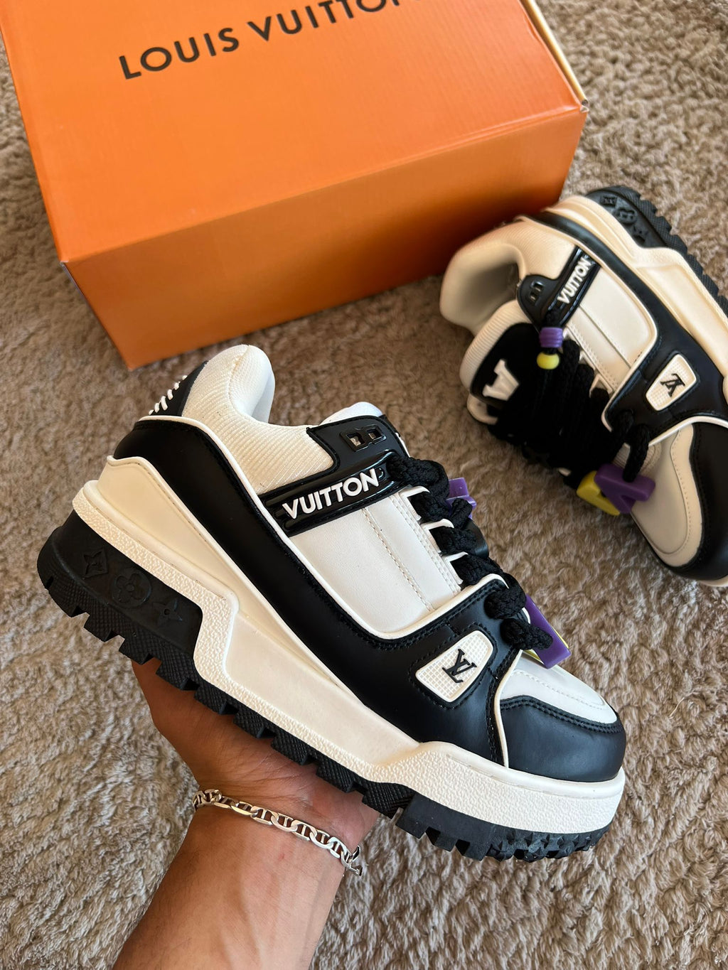 LOUIS VUITTON TRAINER