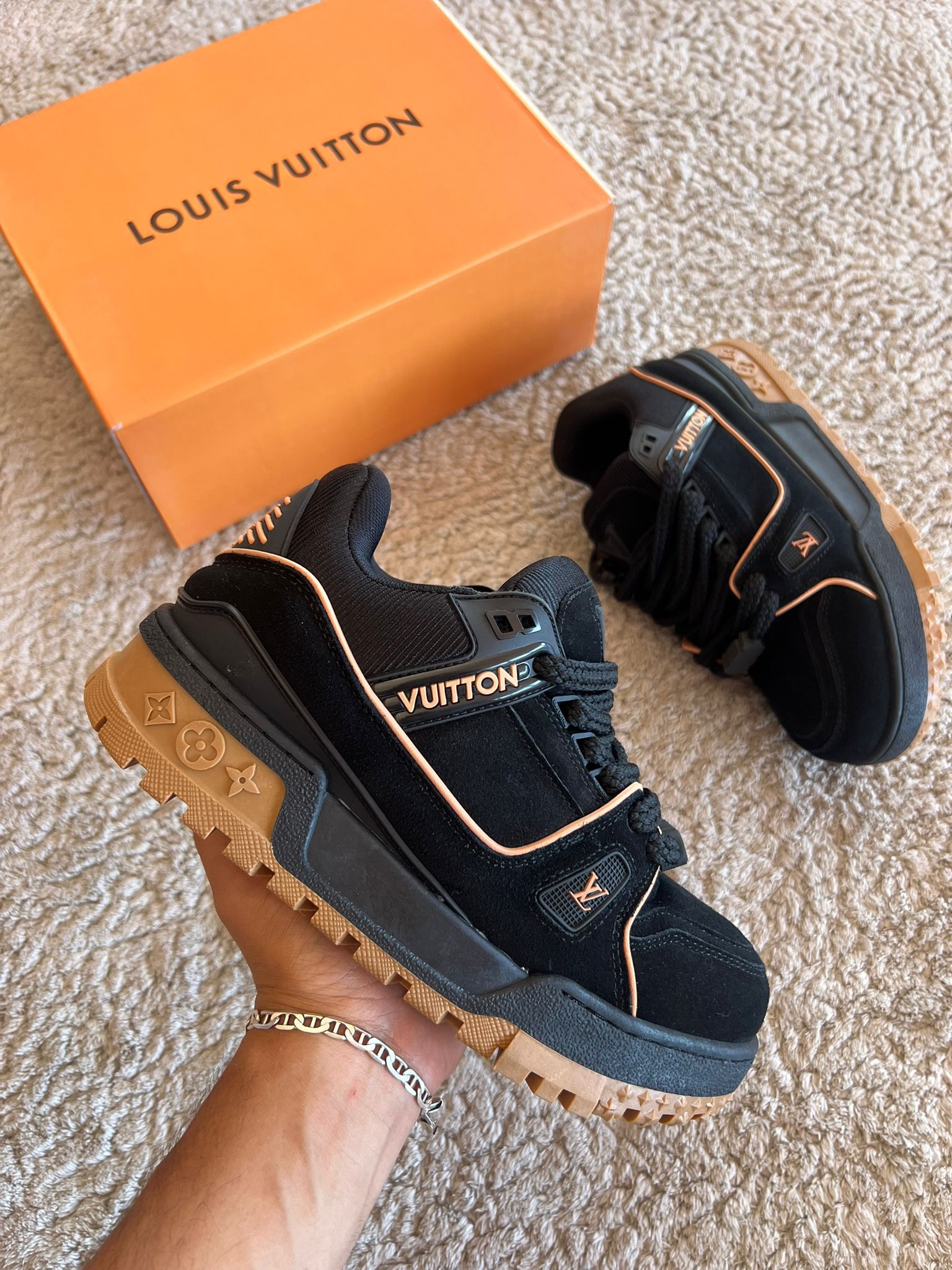 LOUIS VUITTON TRAINER
