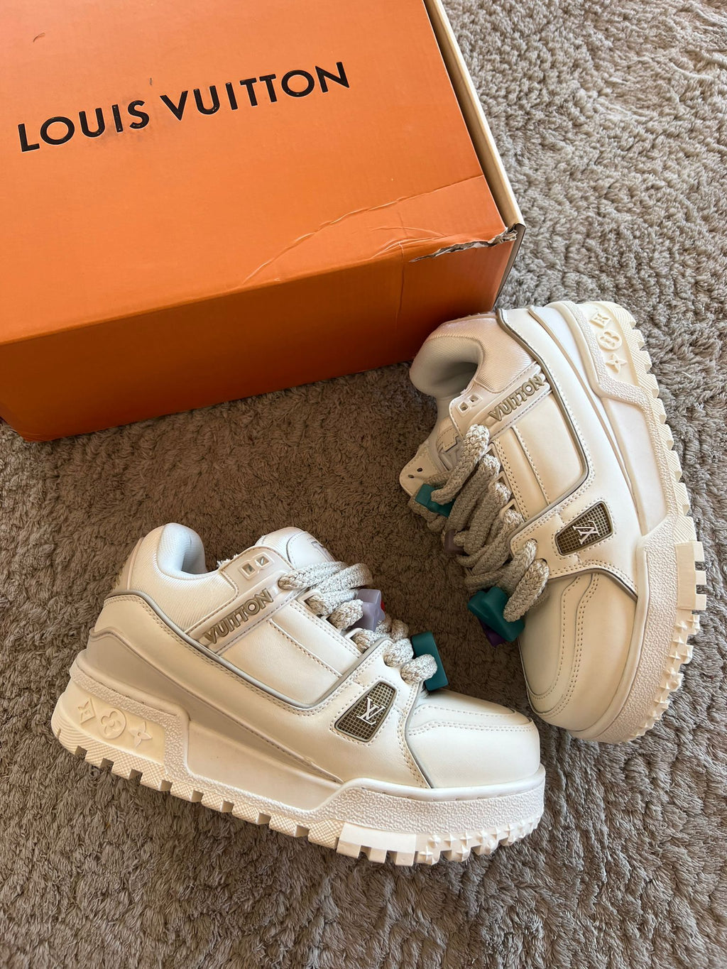 LOUIS VUITTON TRAINER