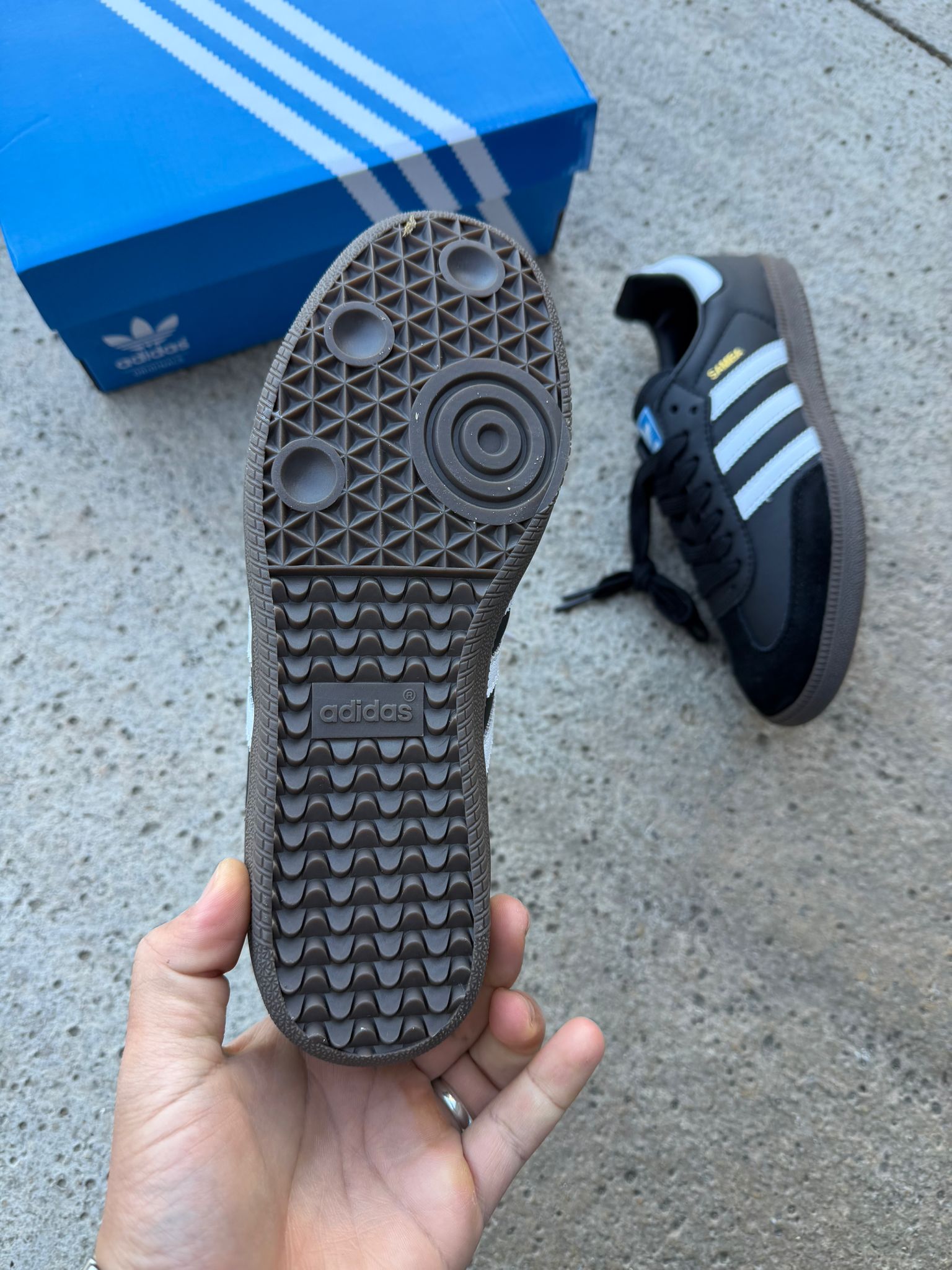 ADIDAS SAMBA