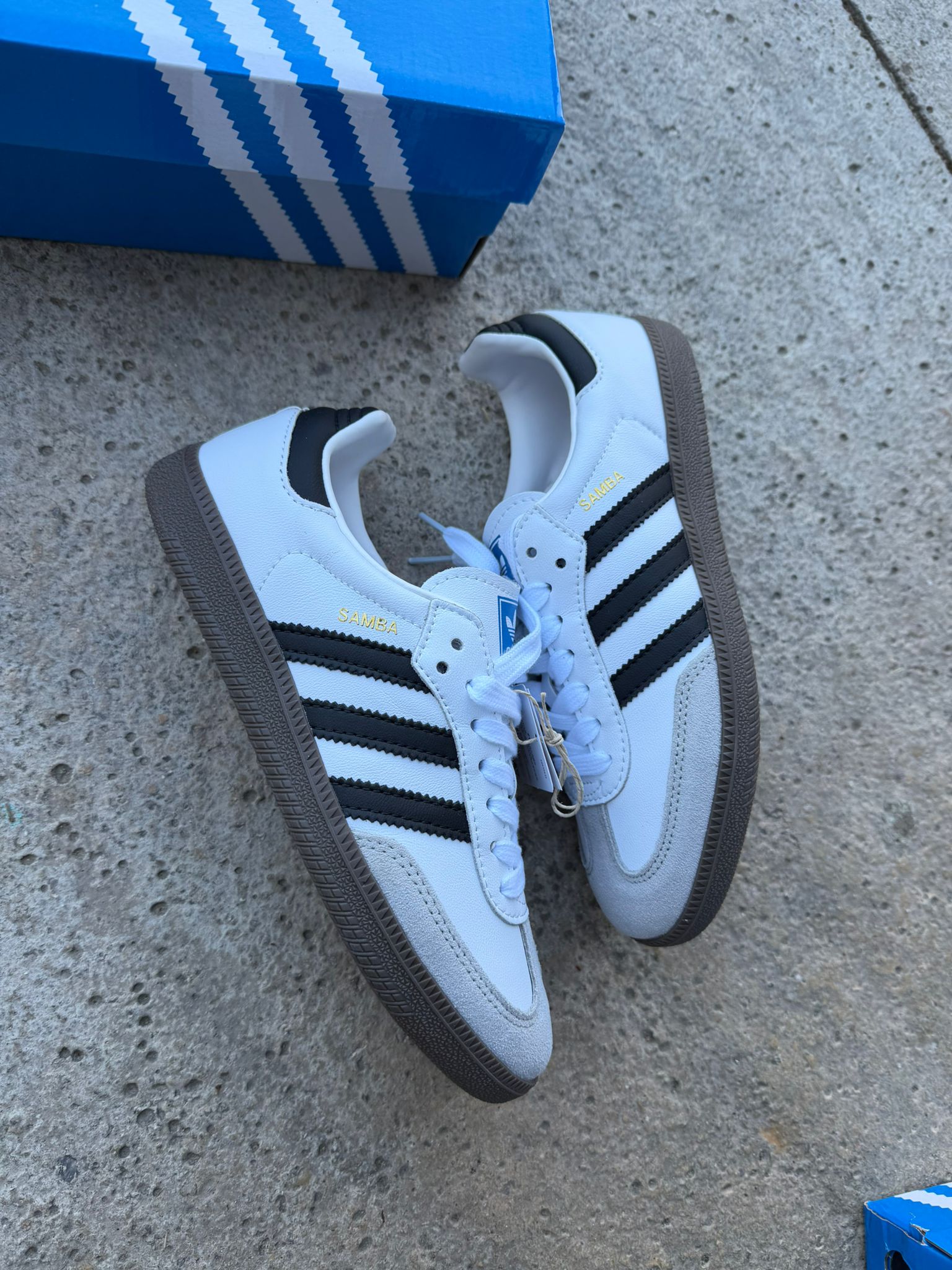 ADIDAS SAMBA