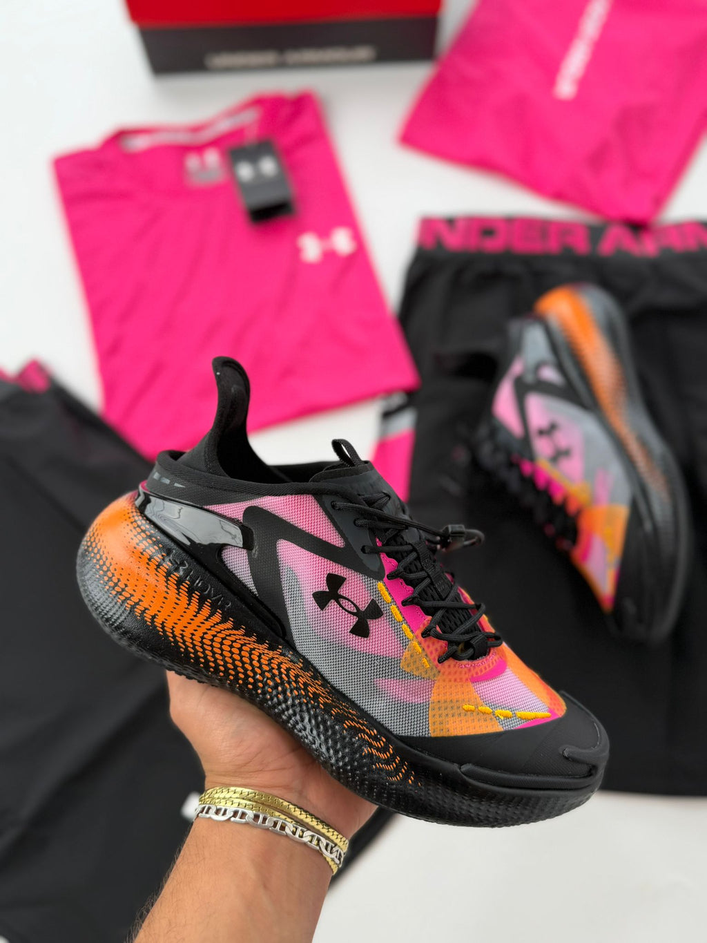 UNDER ARMOUR UA ECHO