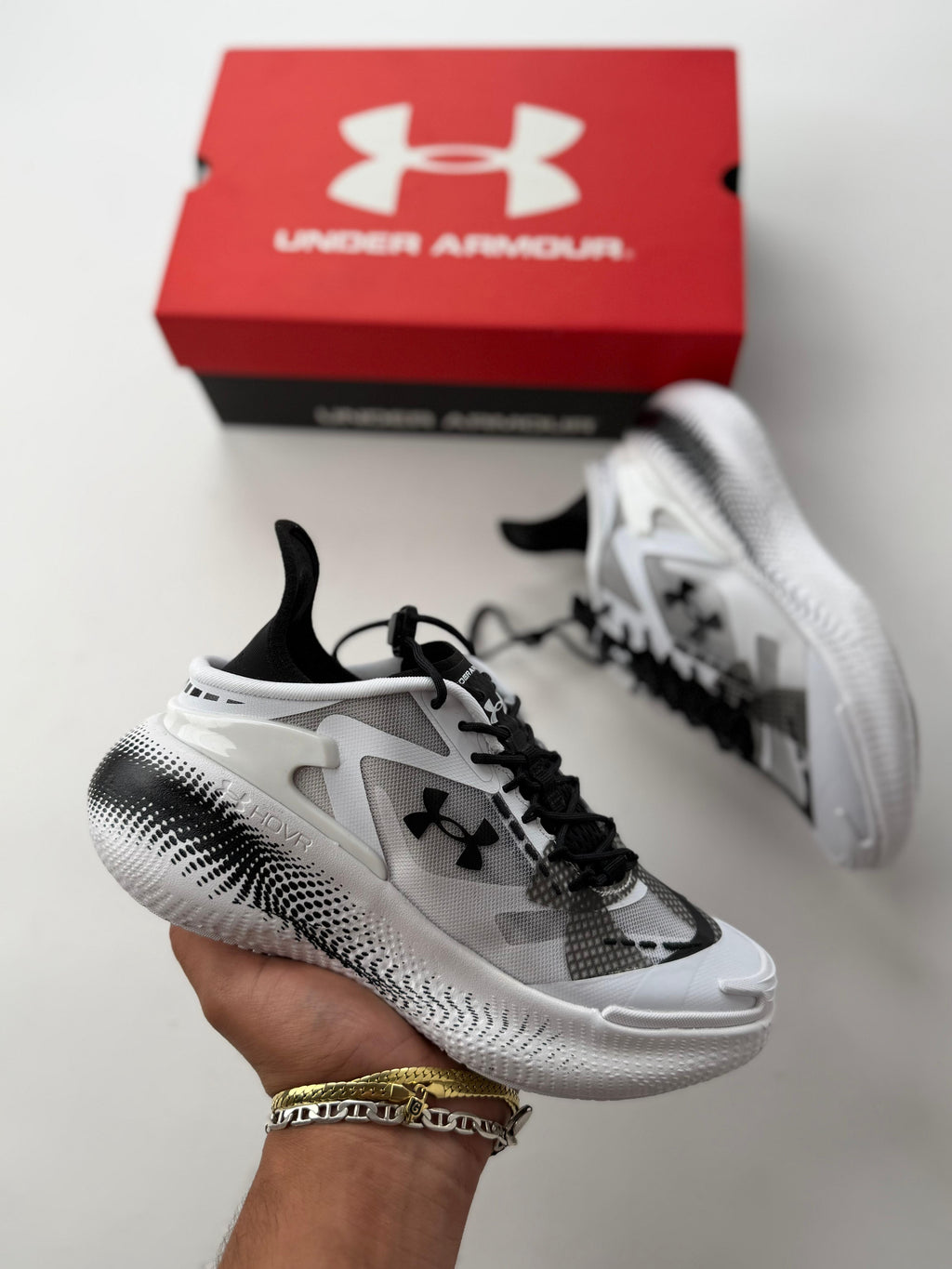 UNDER ARMOUR UA ECHO