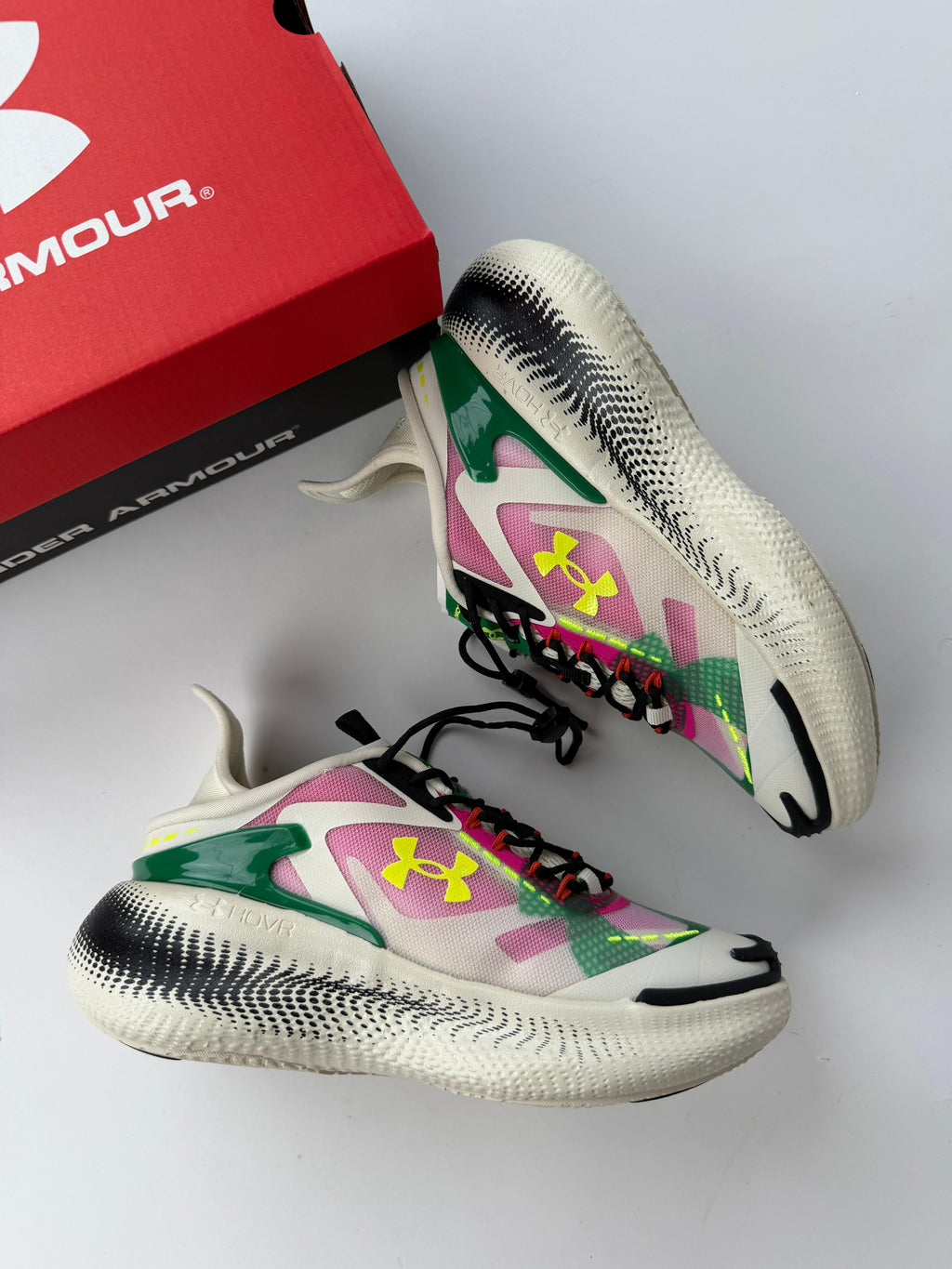 UNDER ARMOUR UA ECHO