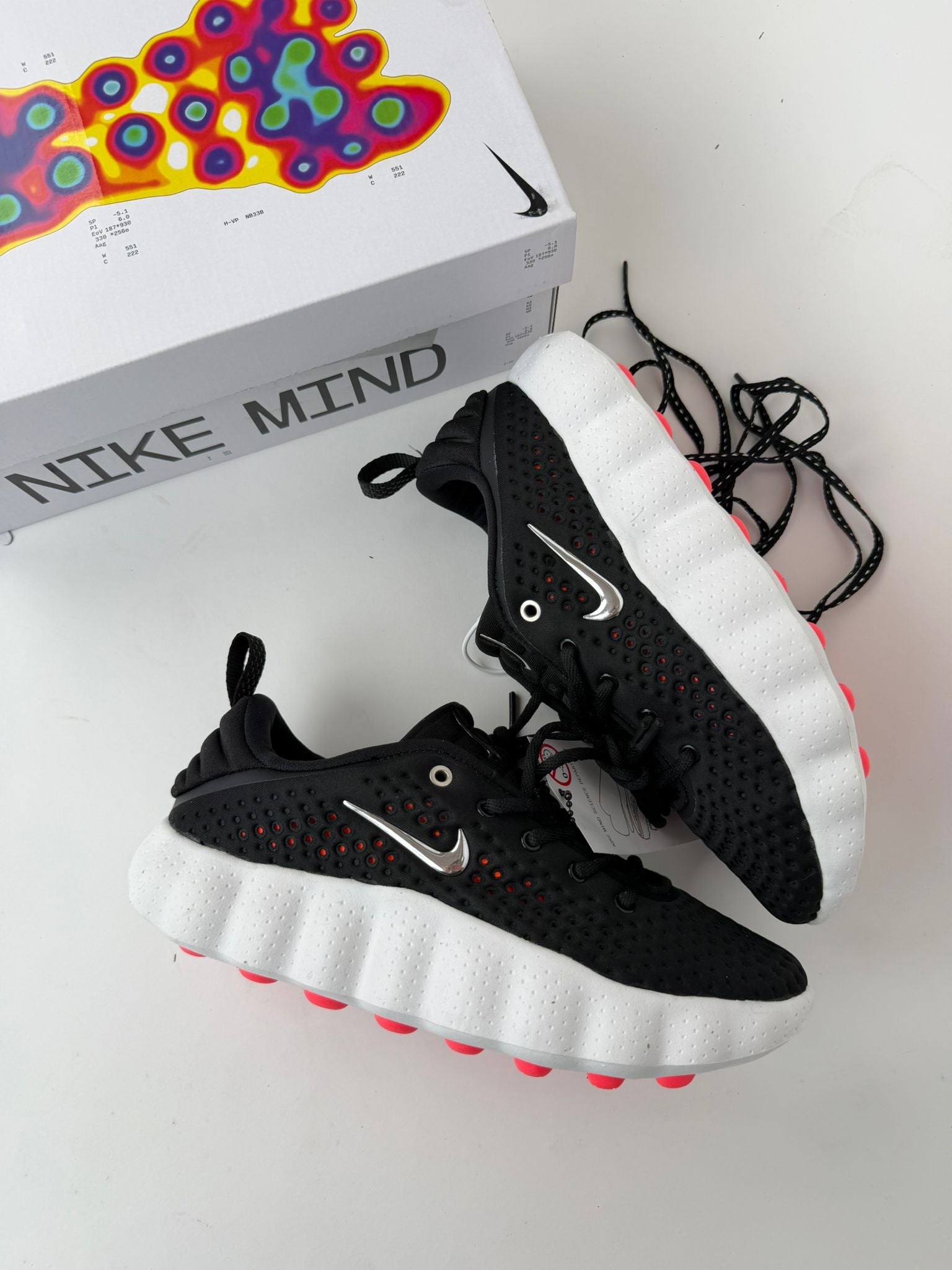 NIKE MIND