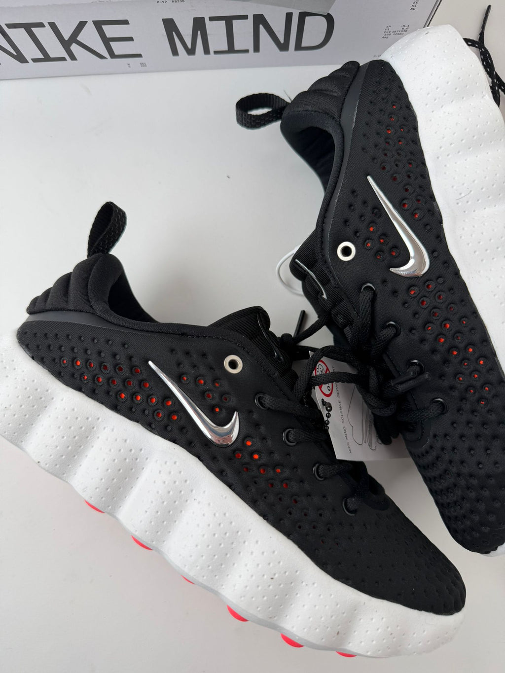 NIKE MIND
