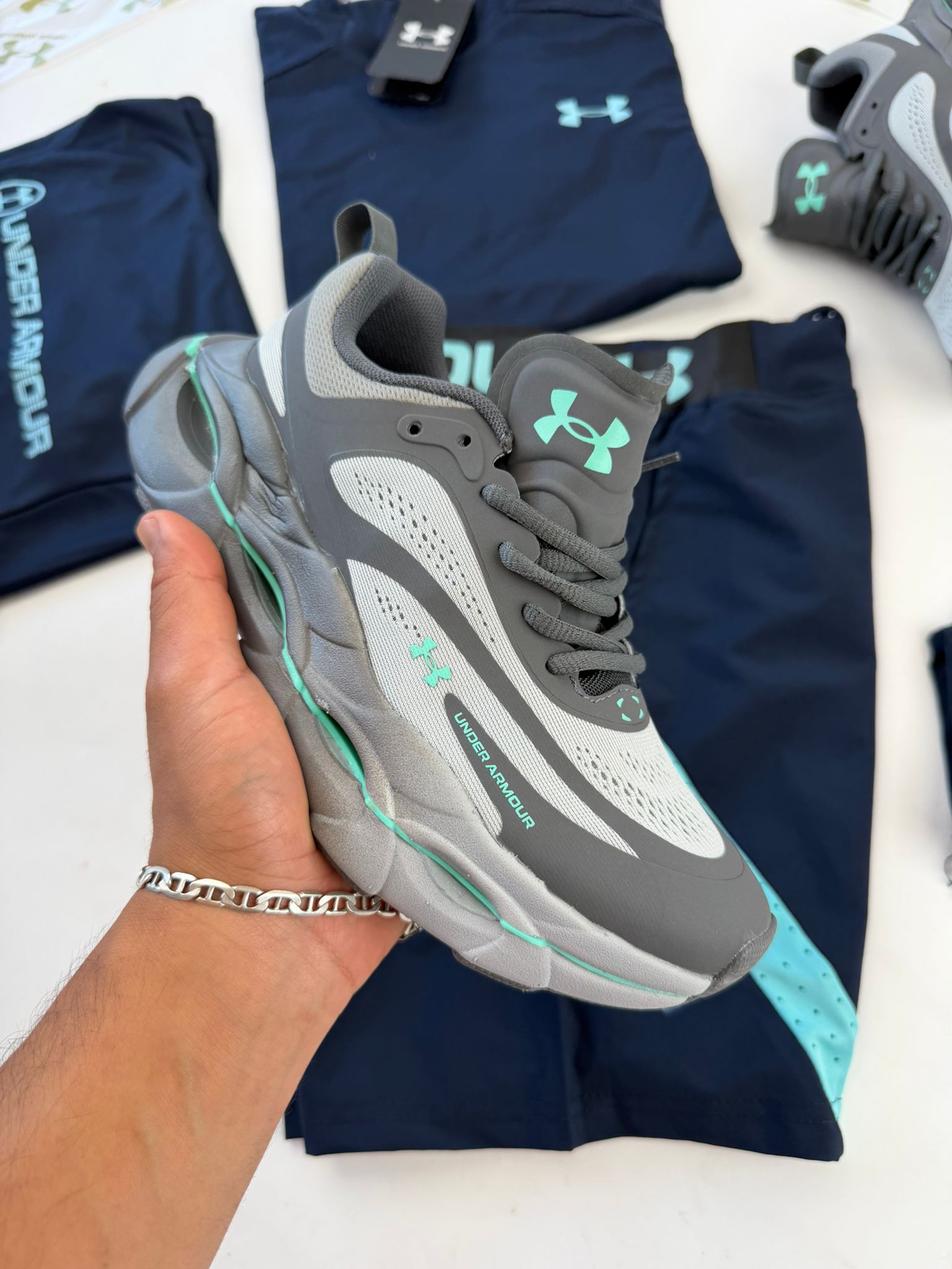 UNDER ARMOUR UA HOVER REACTOR