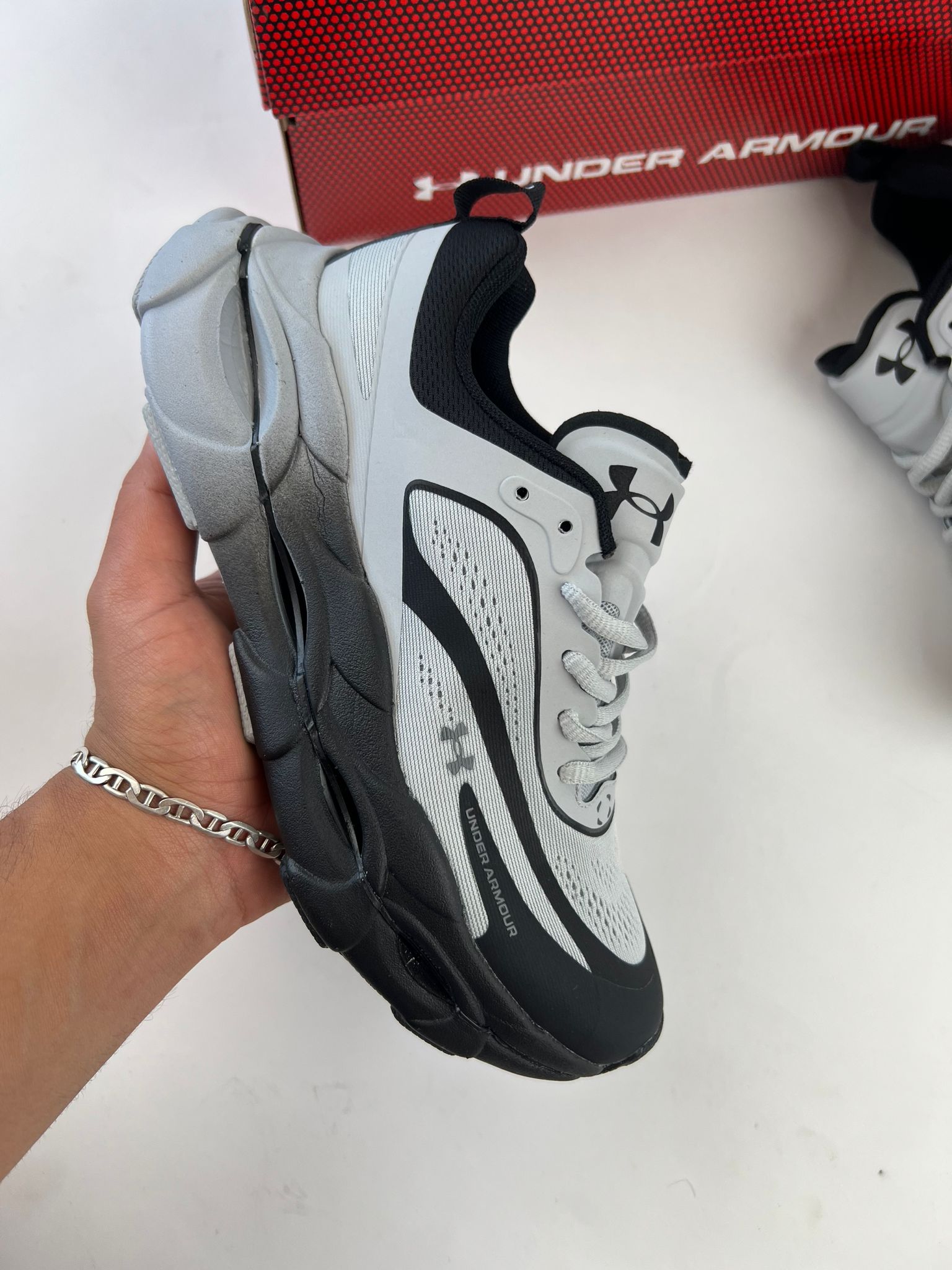 UNDER ARMOUR UA HOVER REACTOR