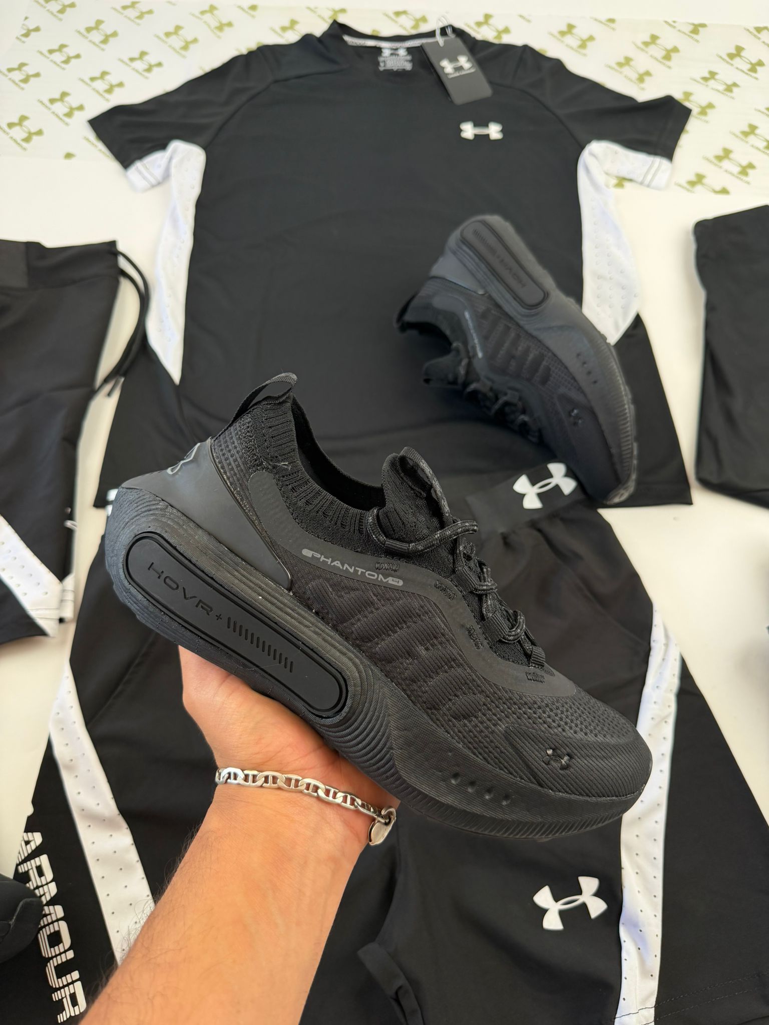 UNDER ARMOUR PHANTOM 4