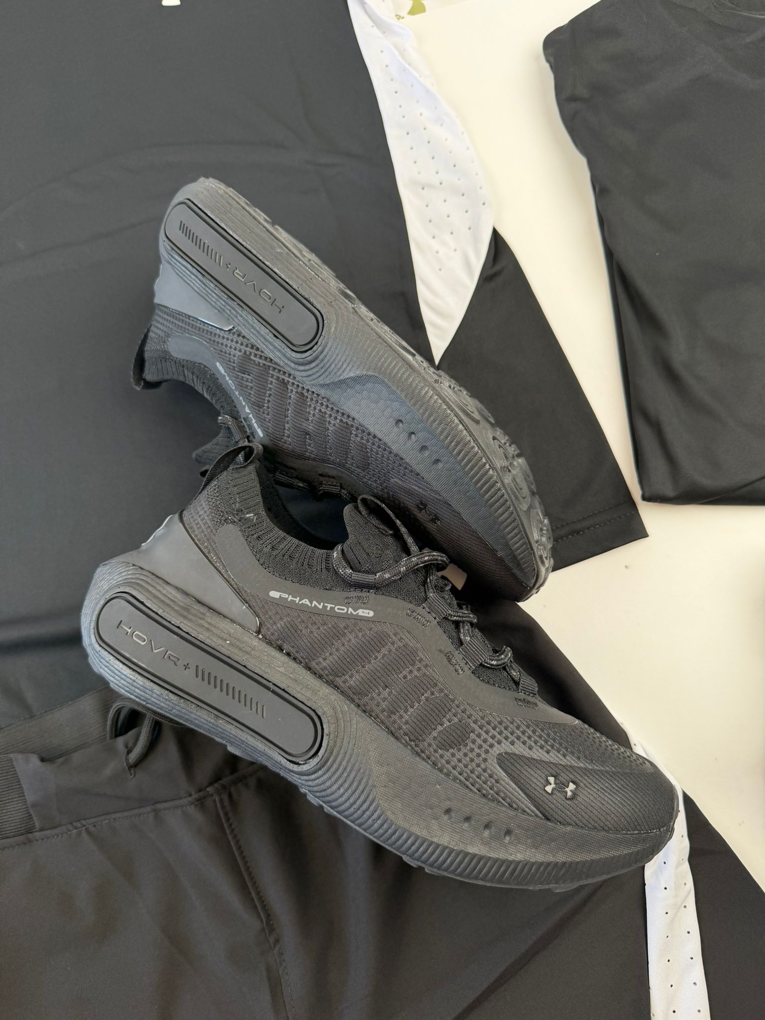 UNDER ARMOUR PHANTOM 4