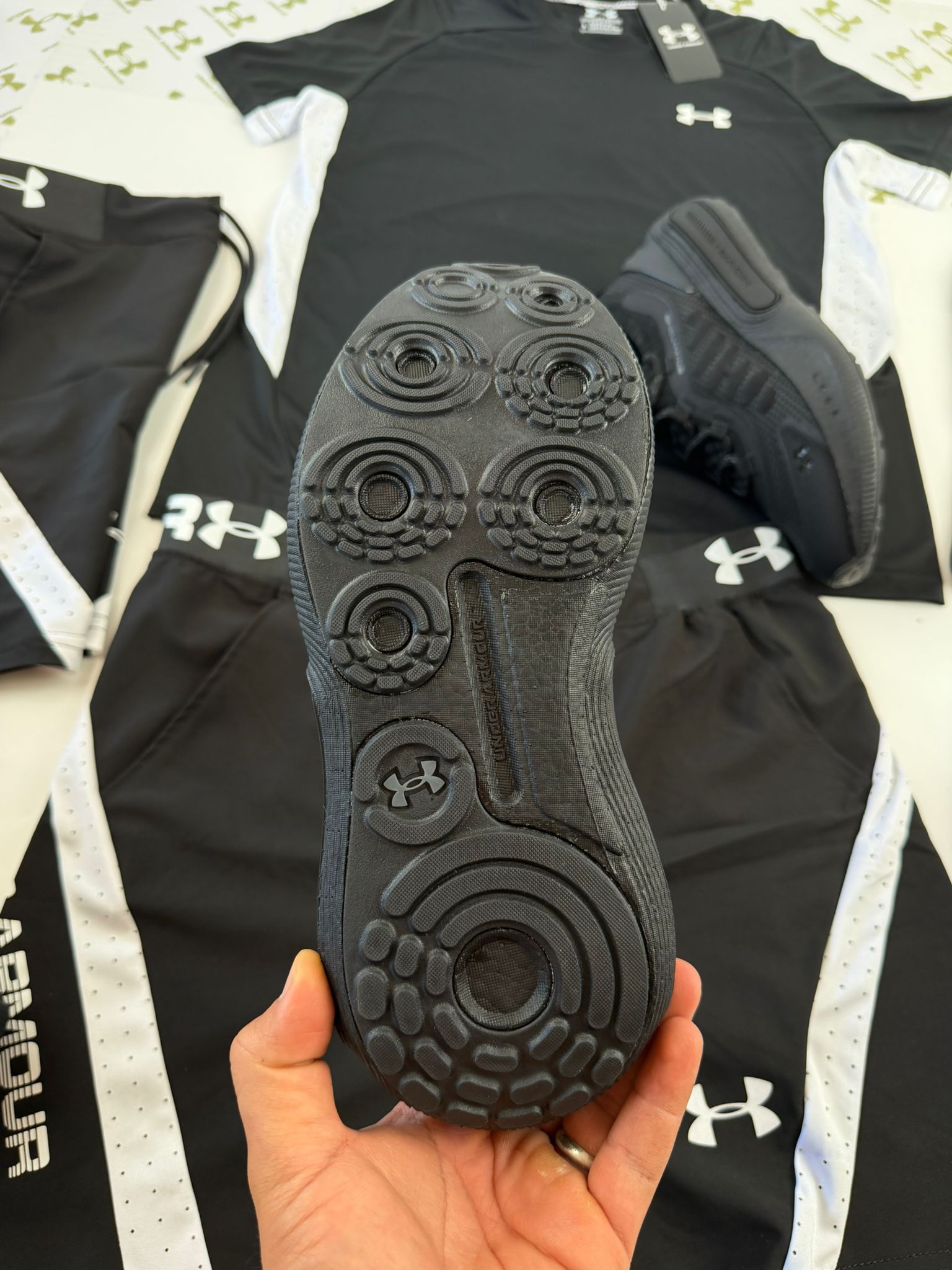 UNDER ARMOUR PHANTOM 4