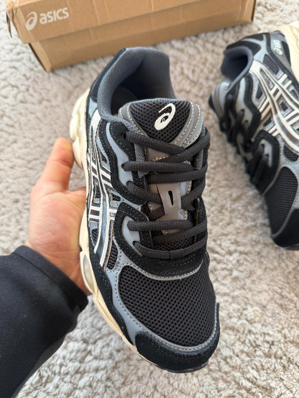 ASICS GEL-NYC
