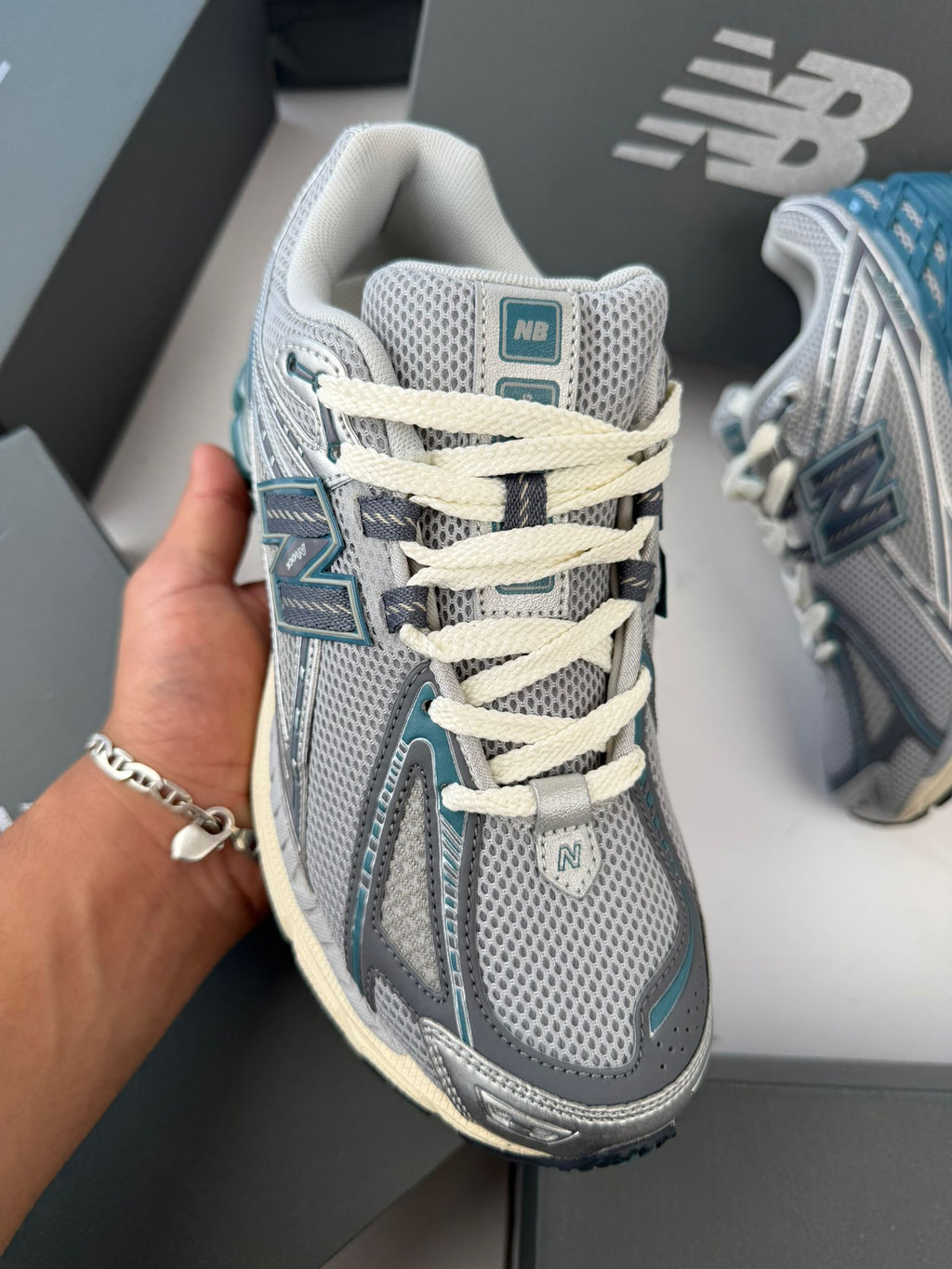 NEW BALANCE 1906