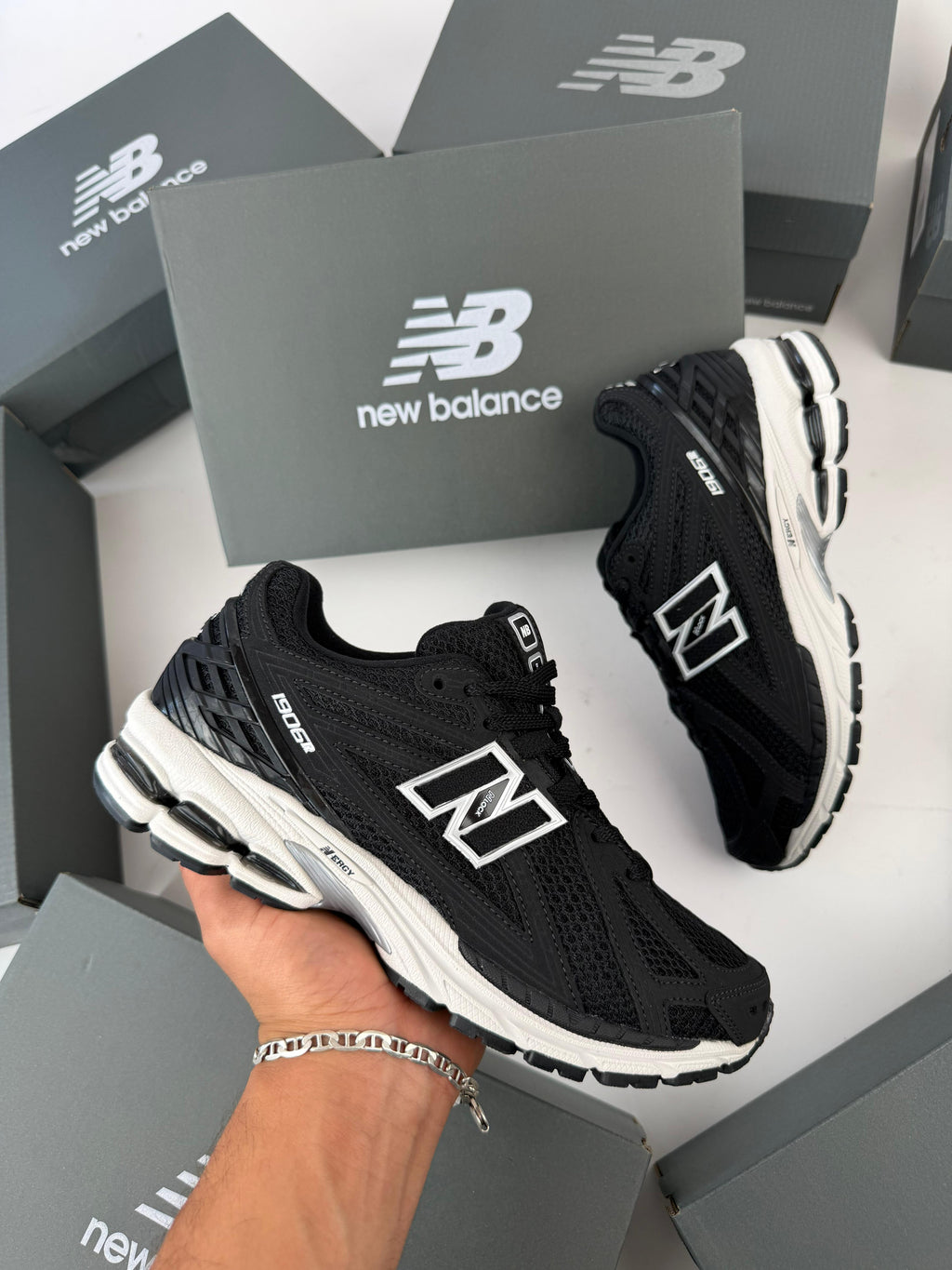 NEW BALANCE 1906