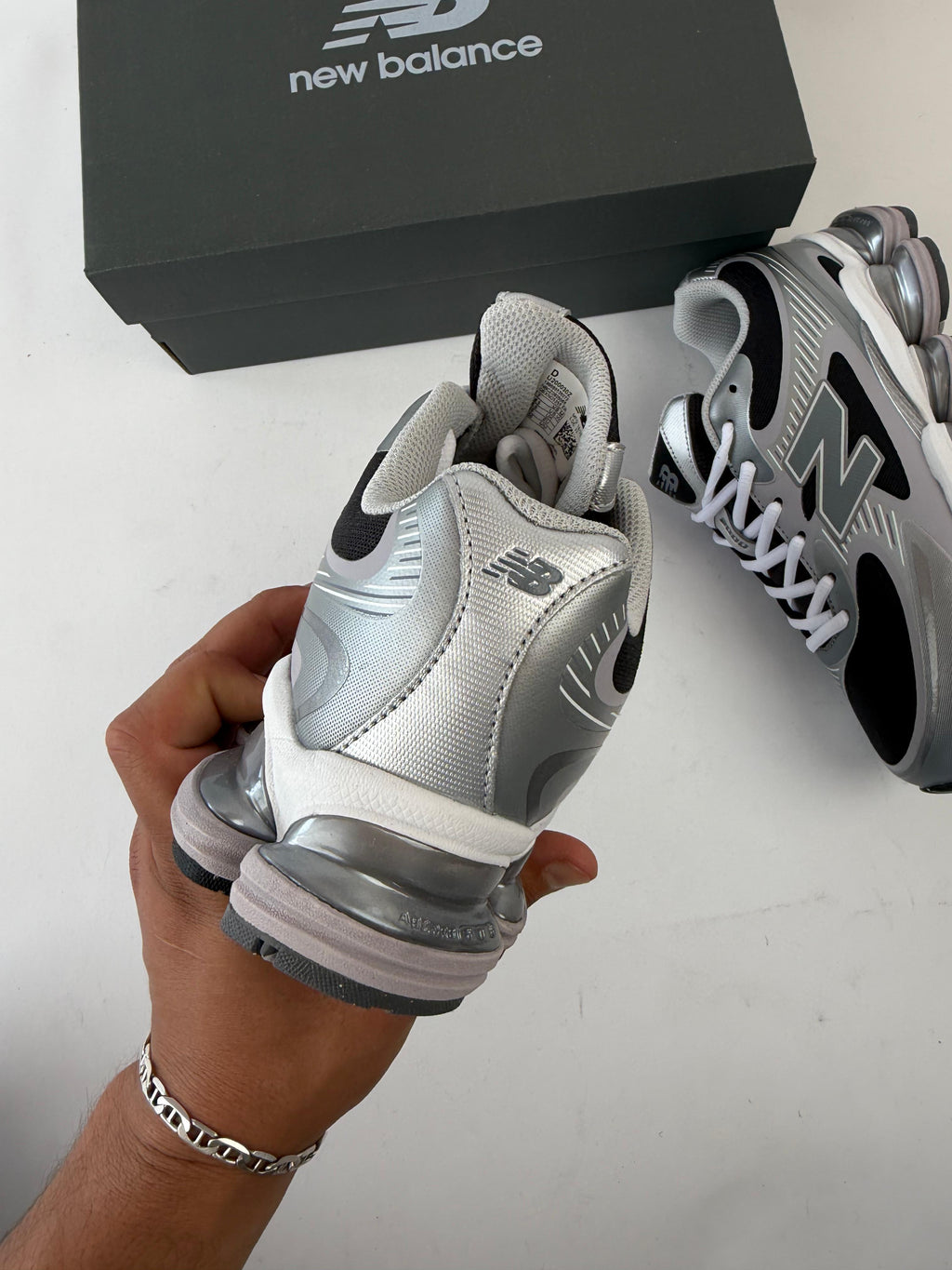 NEW BALANCE ABZORB 2000