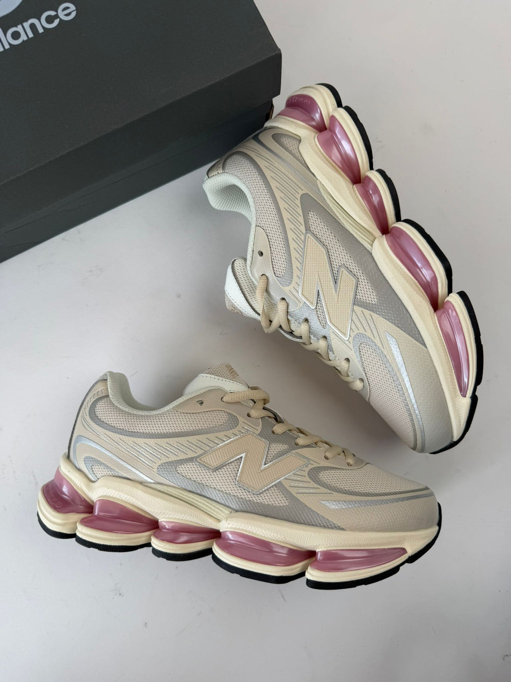 NEW BALANCE ABZORB 2000
