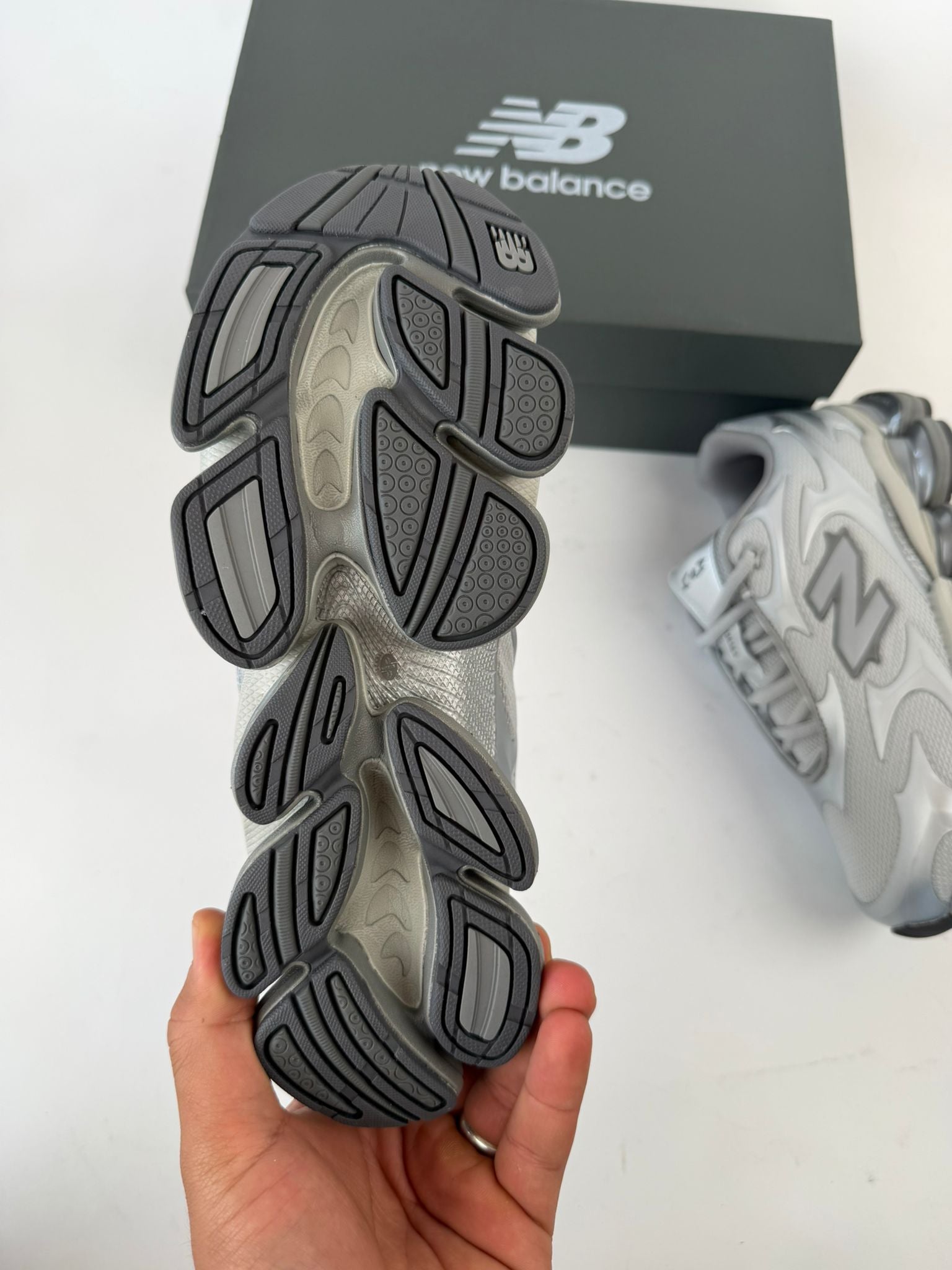 NEW BALANCE ABZORB 2000