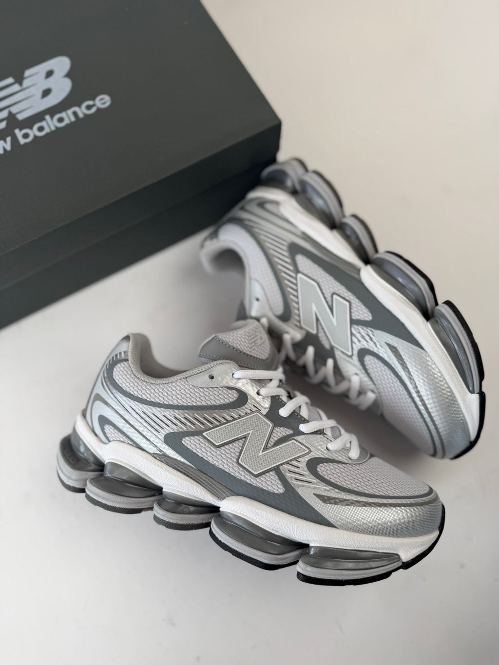 NEW BALANCE ABZORB 2000