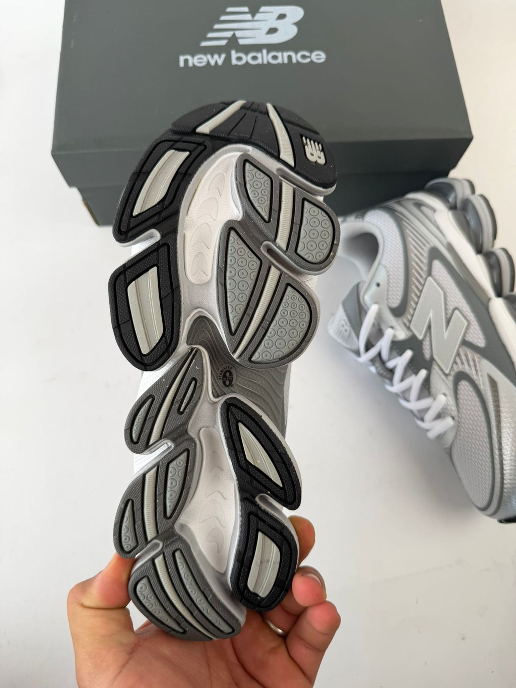 NEW BALANCE ABZORB 2000