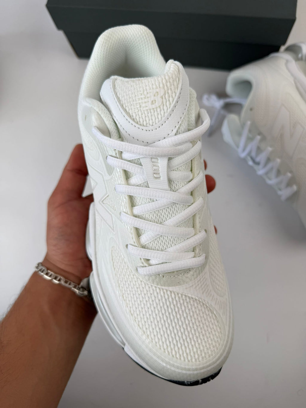 NEW BALANCE ABZORB 2000