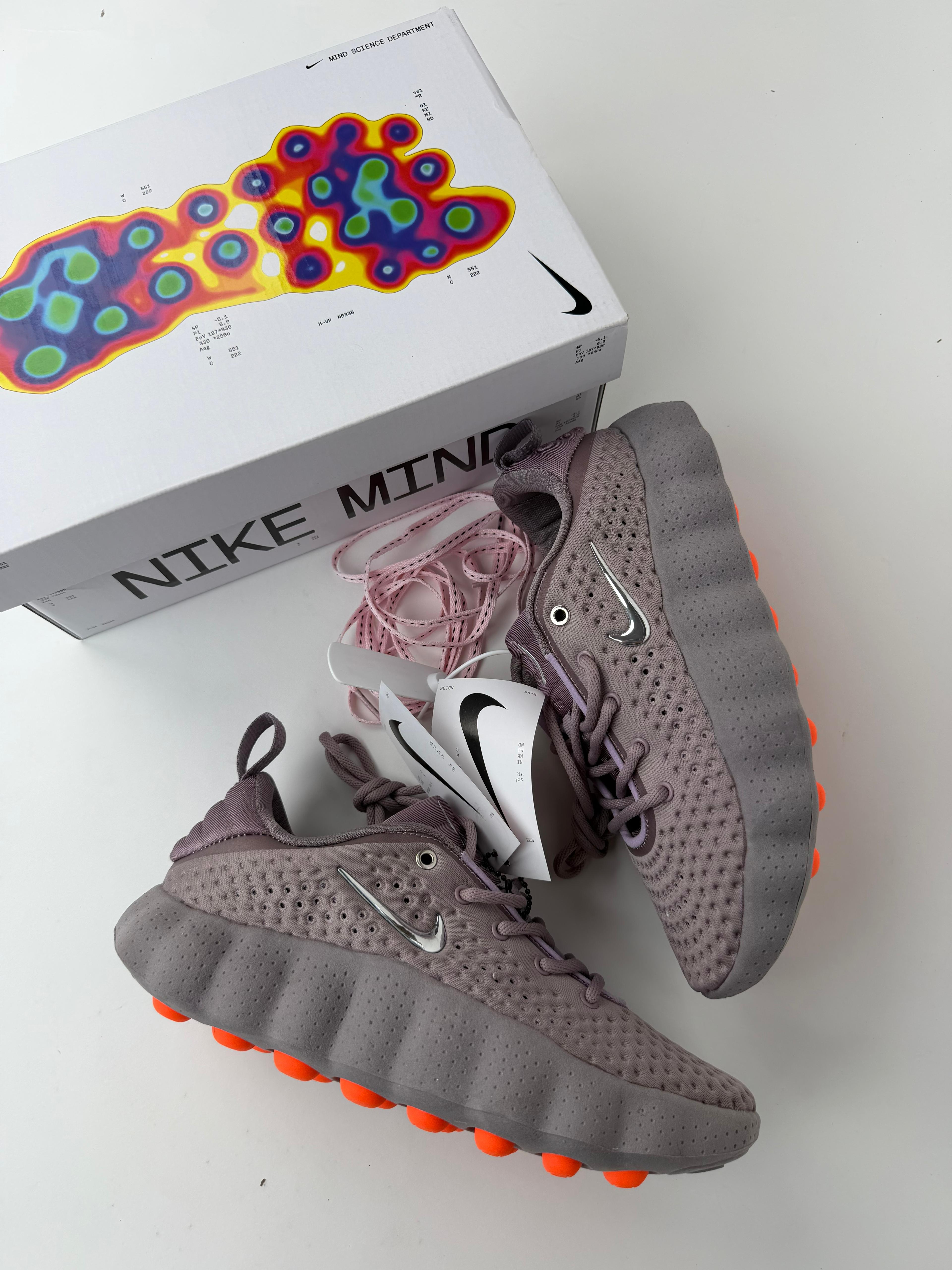 NIKE MIND