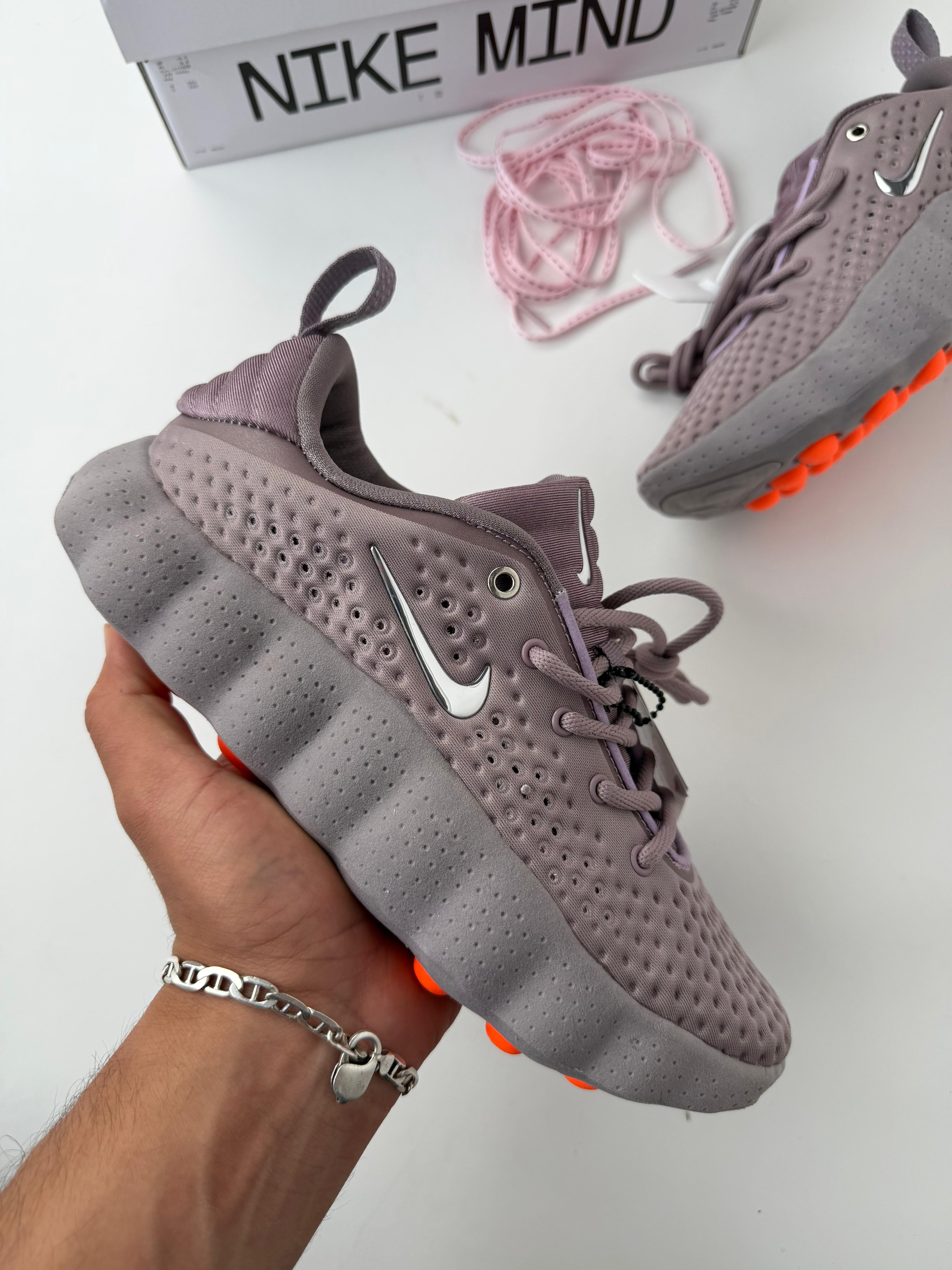 NIKE MIND