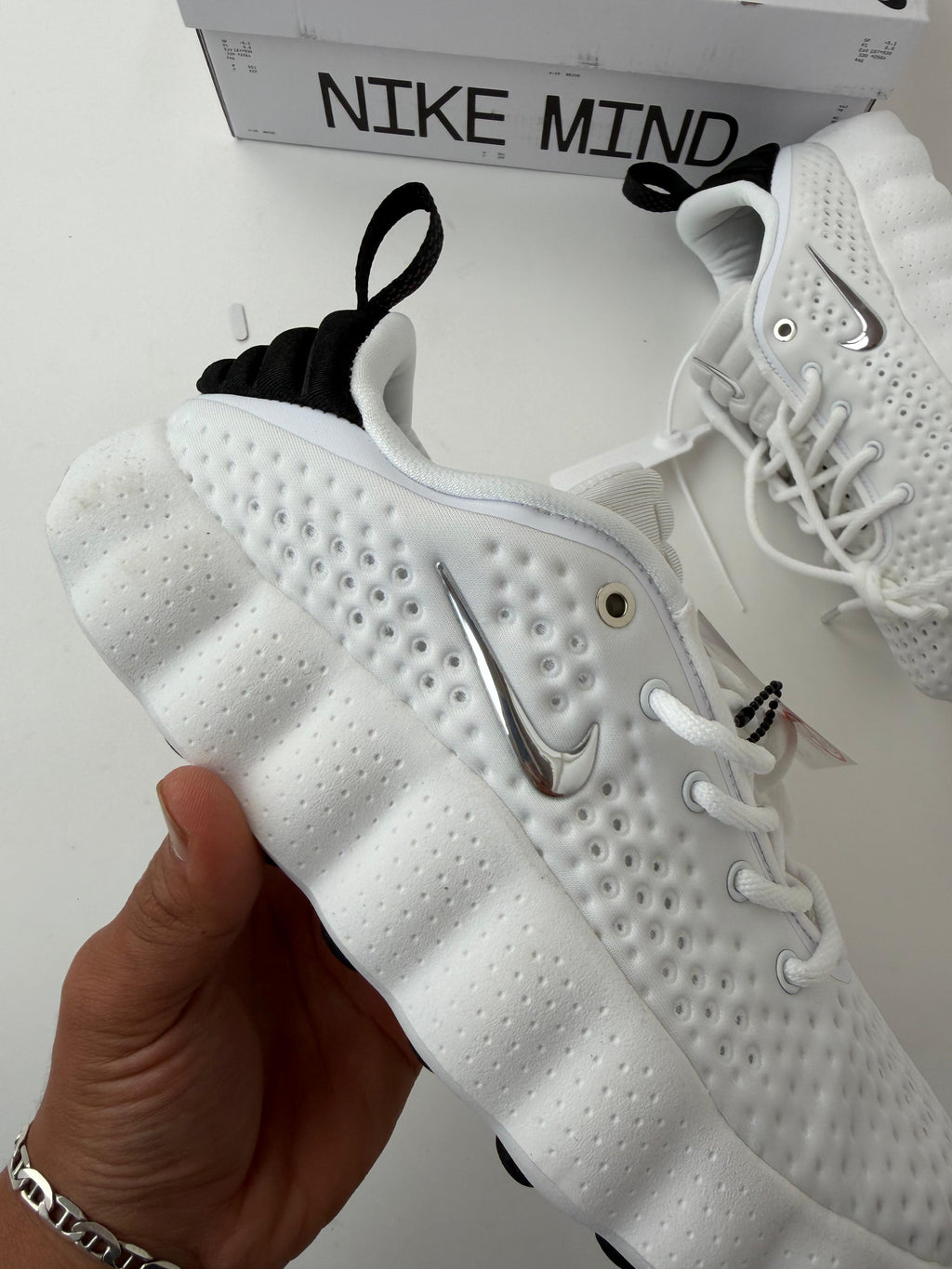 NIKE MIND