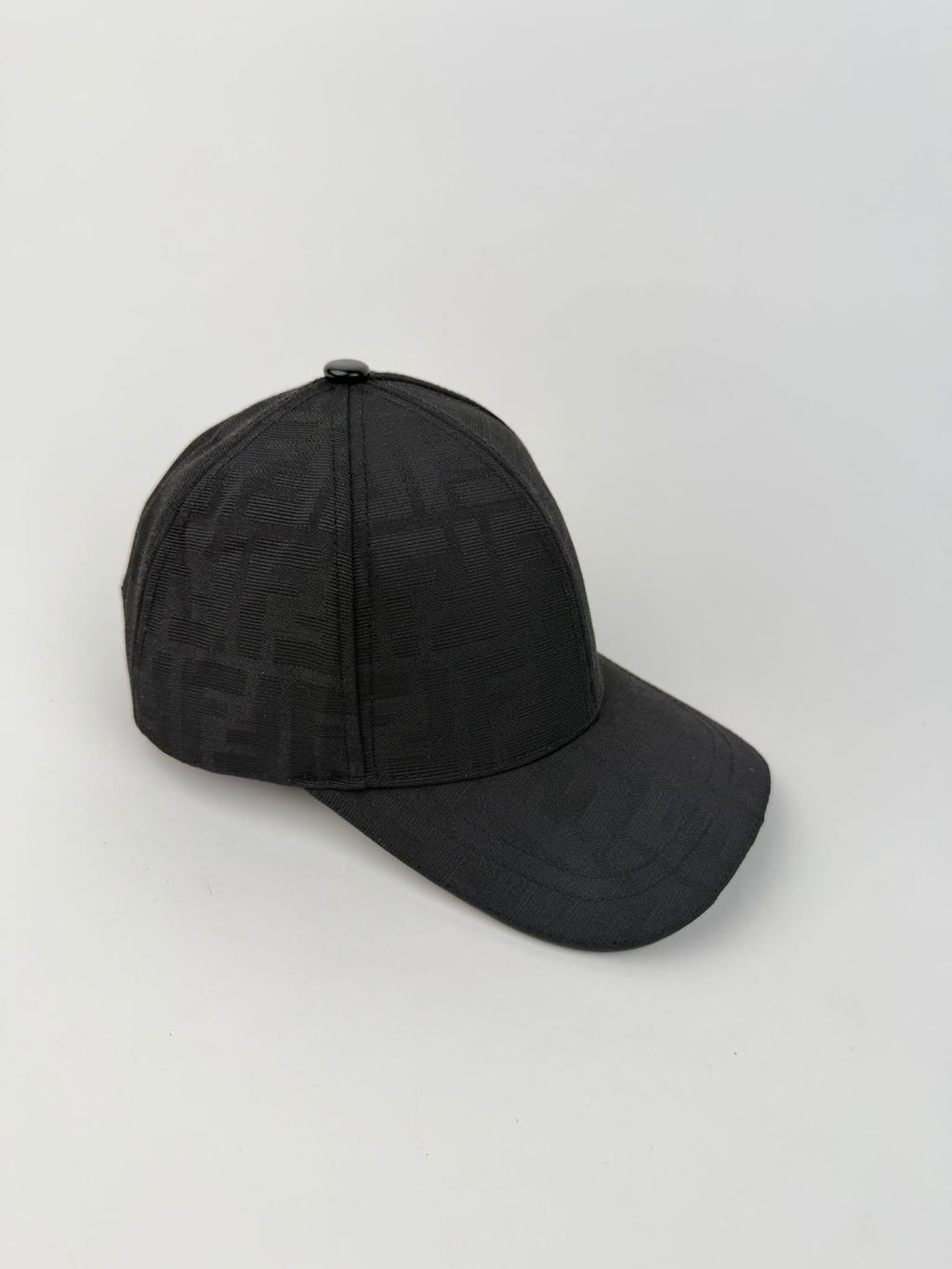 GORRA FENDI