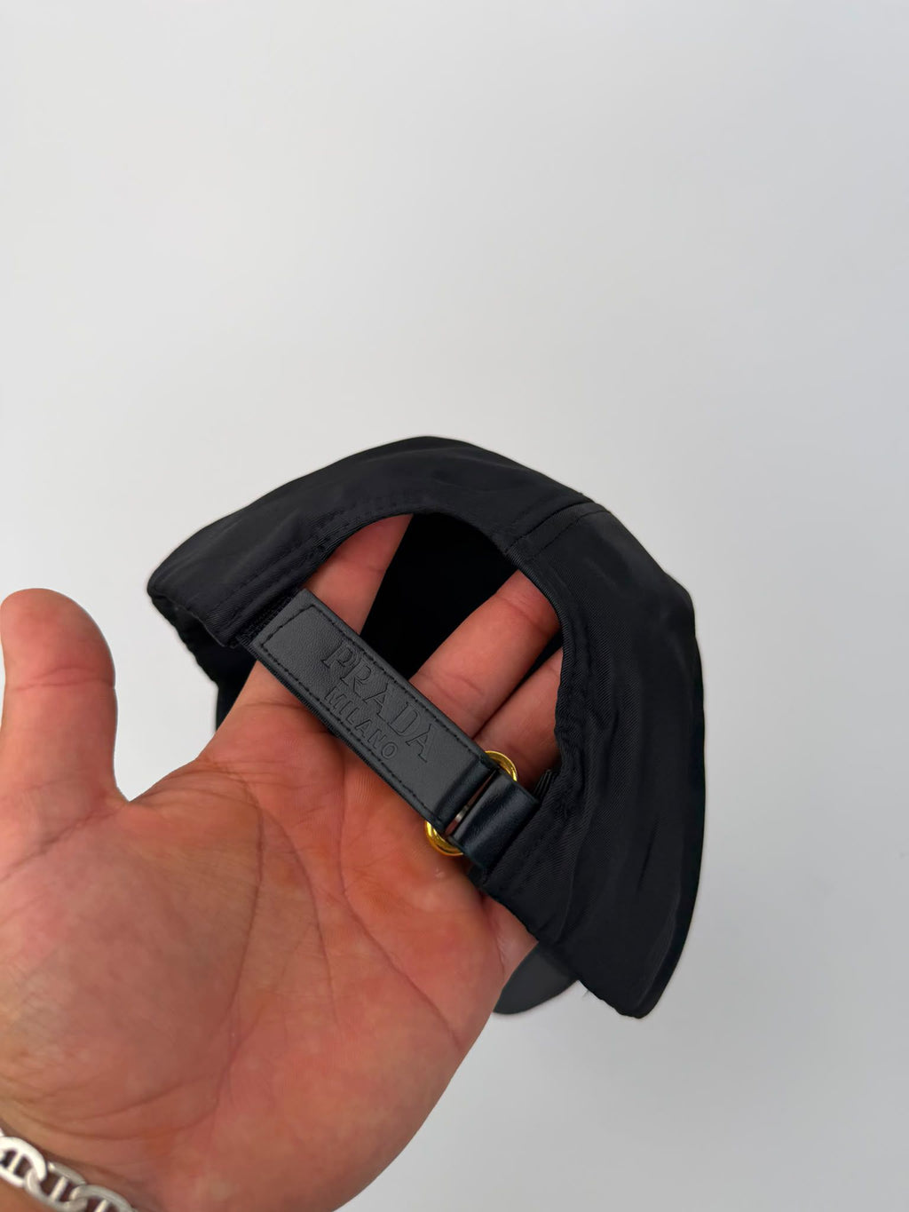 GORRA PRADA