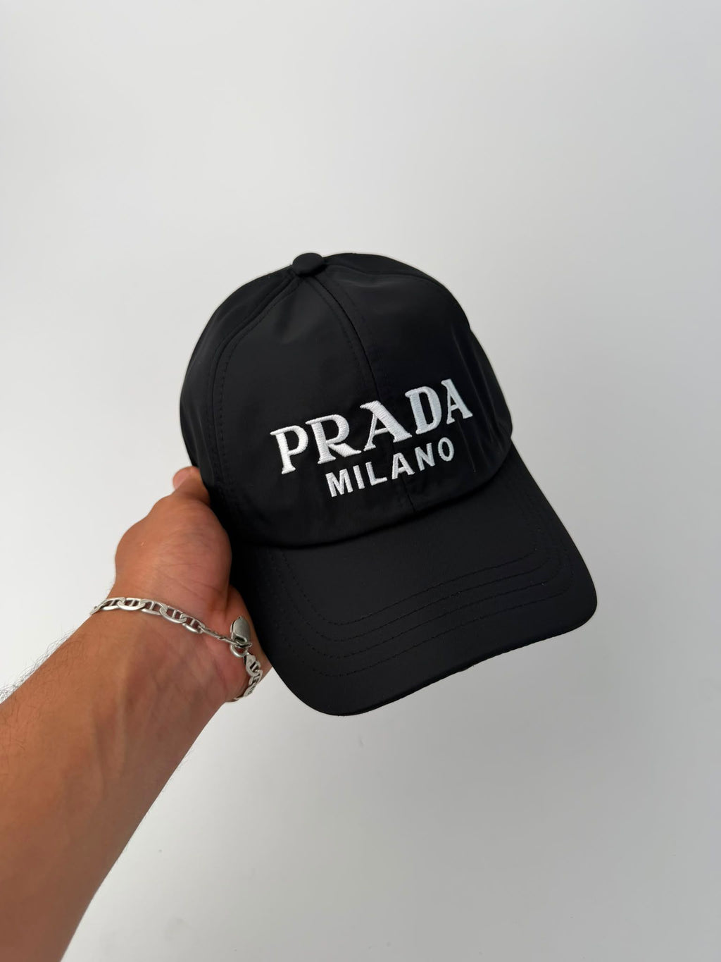 GORRA PRADA
