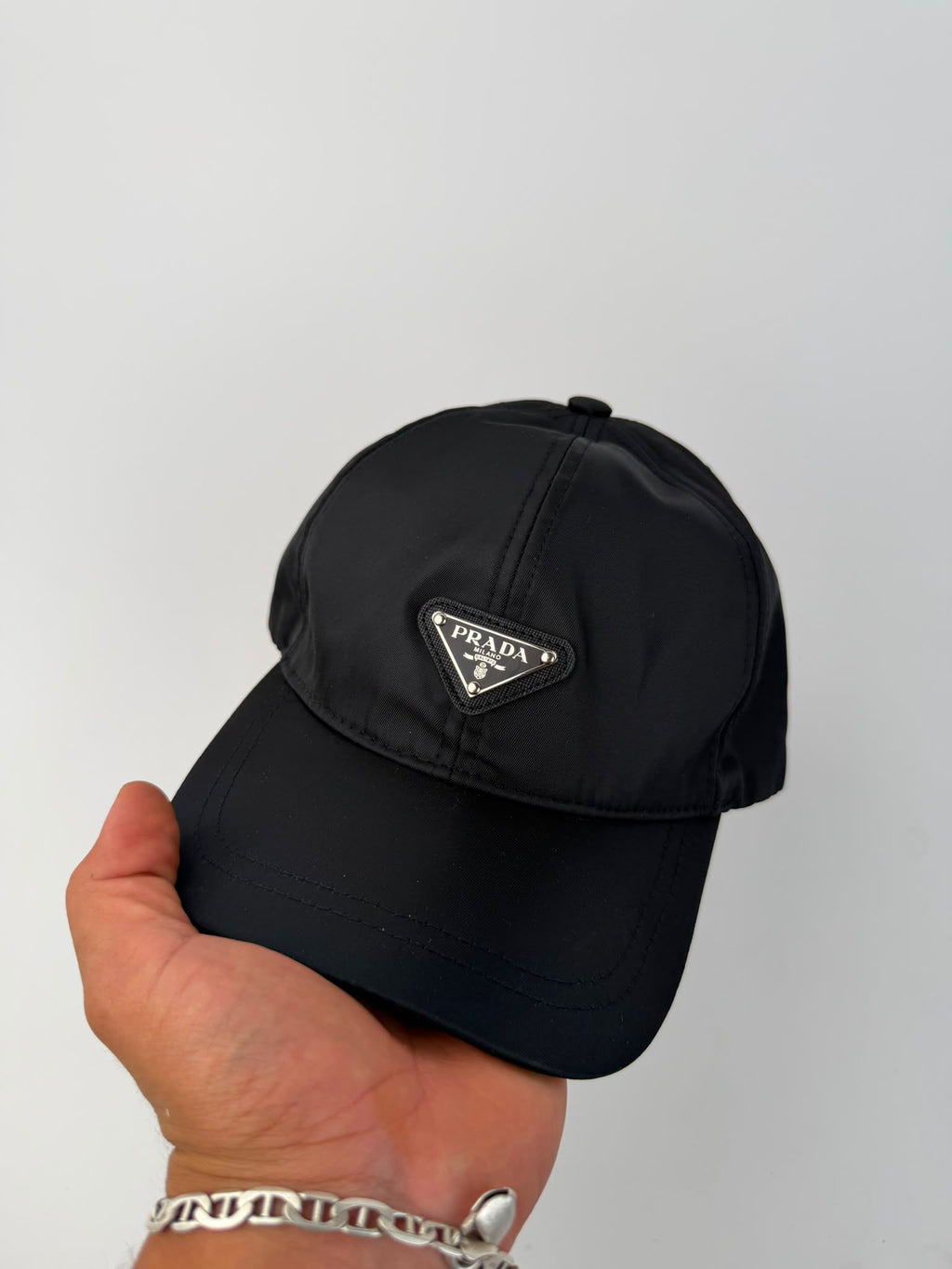 GORRA PRADA