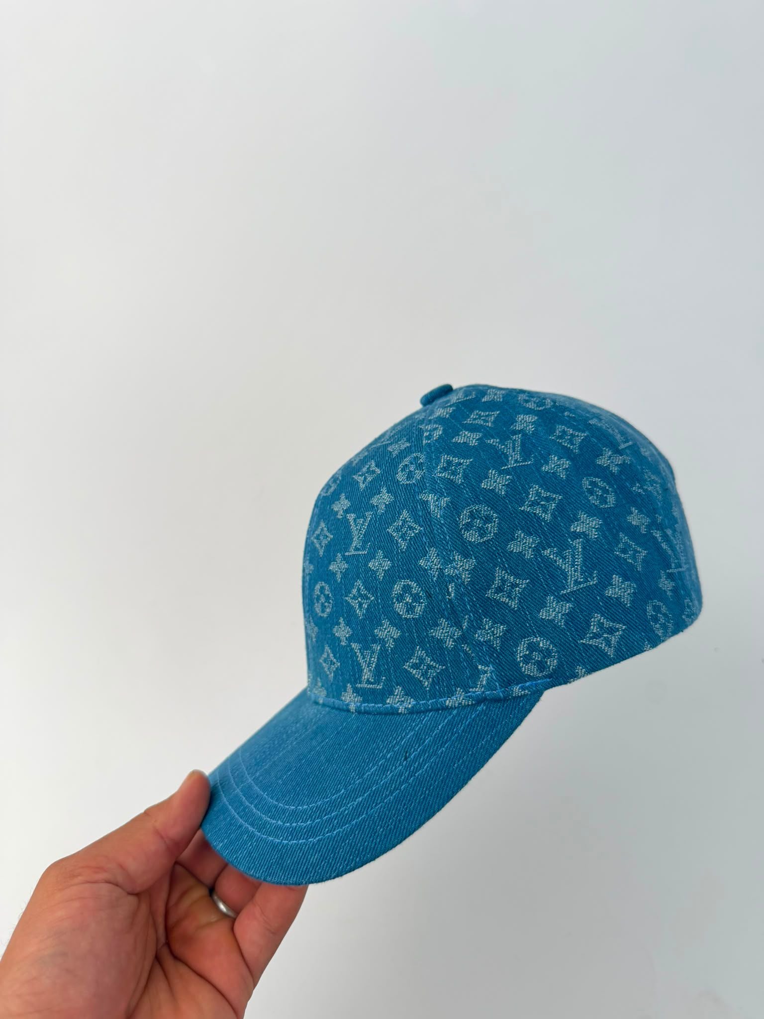 GORRA LOUIS VUITTON