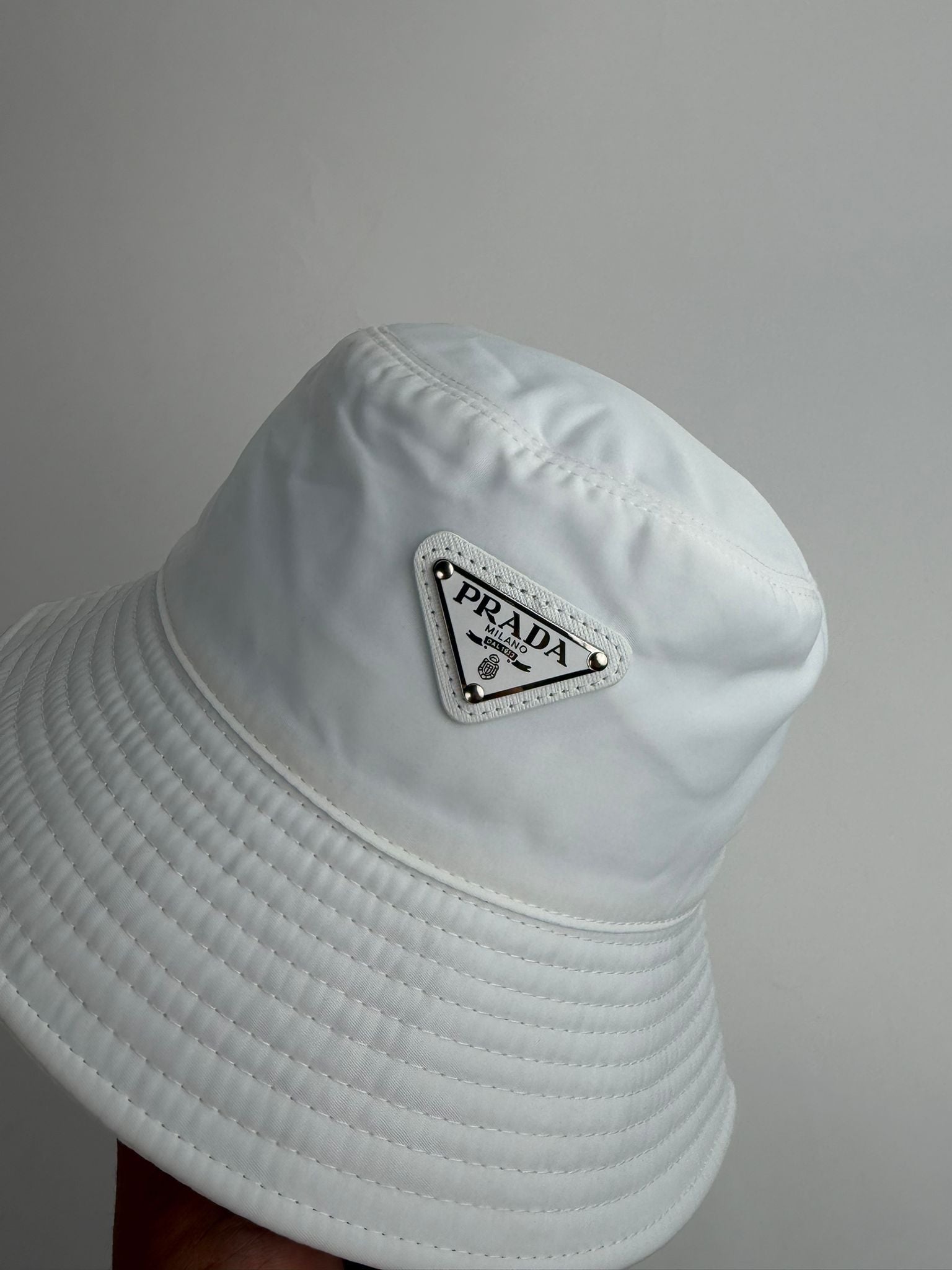 GORRO PRADA