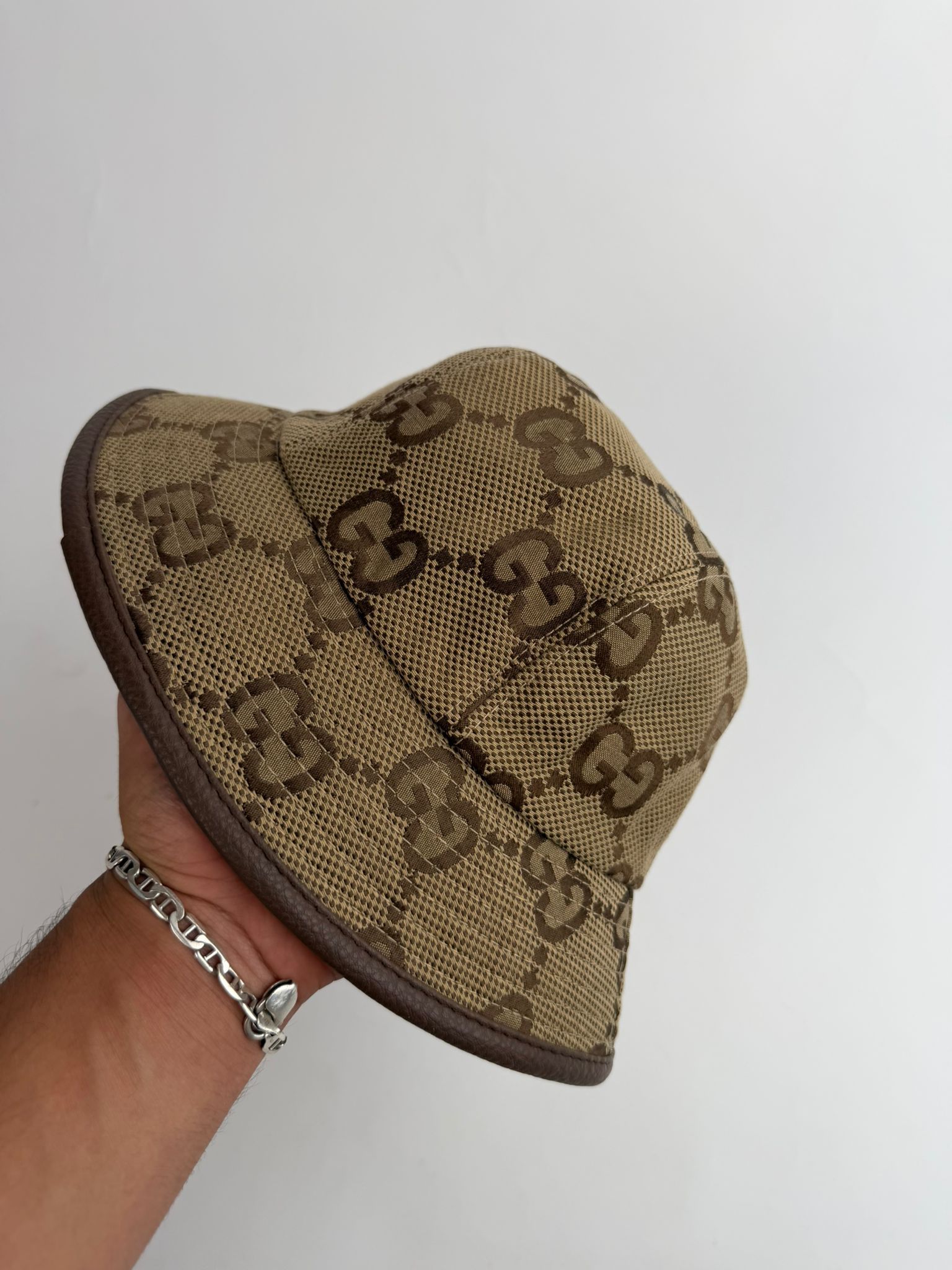 GORRO GUCCI