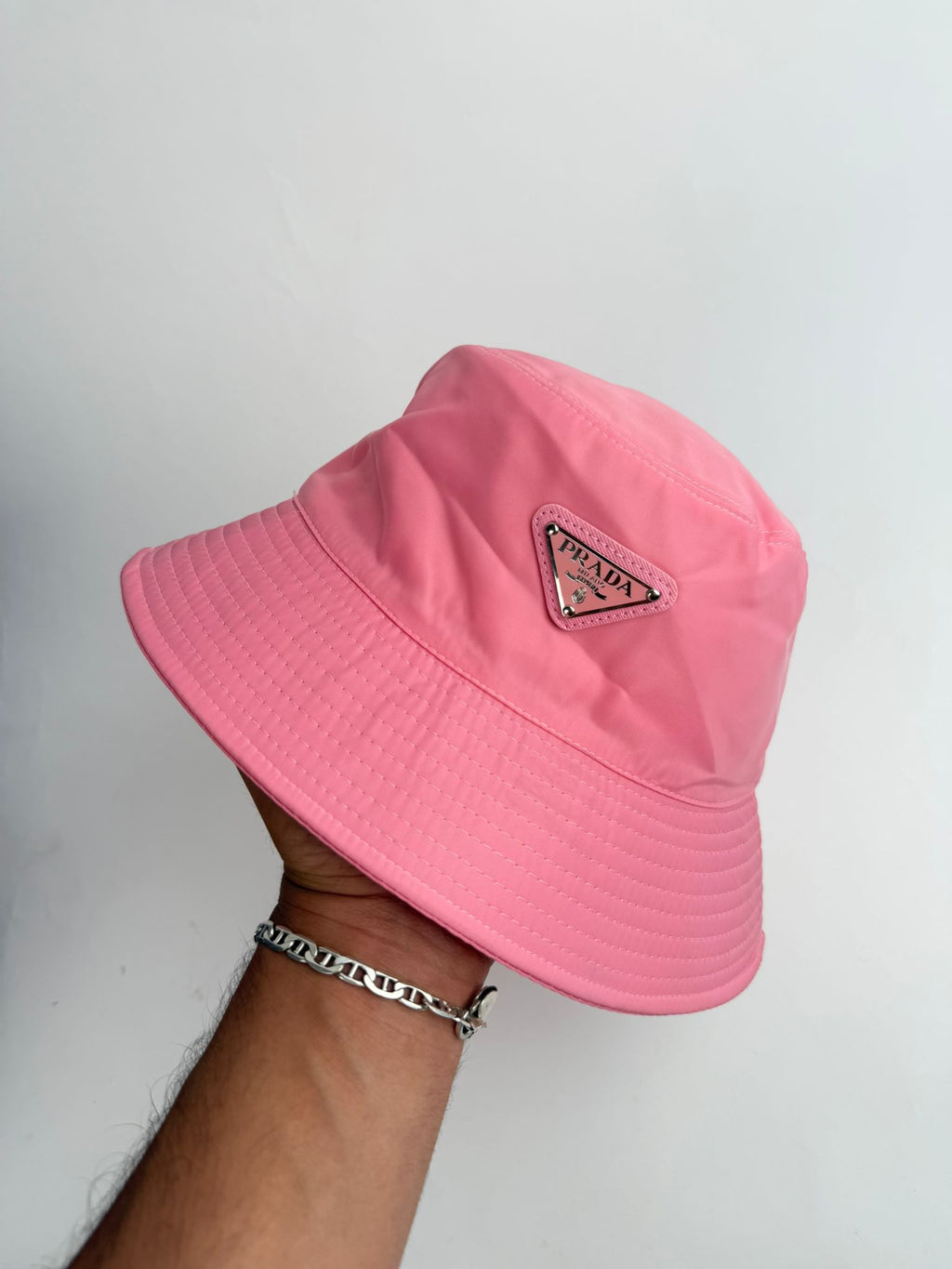 GORRO PRADA