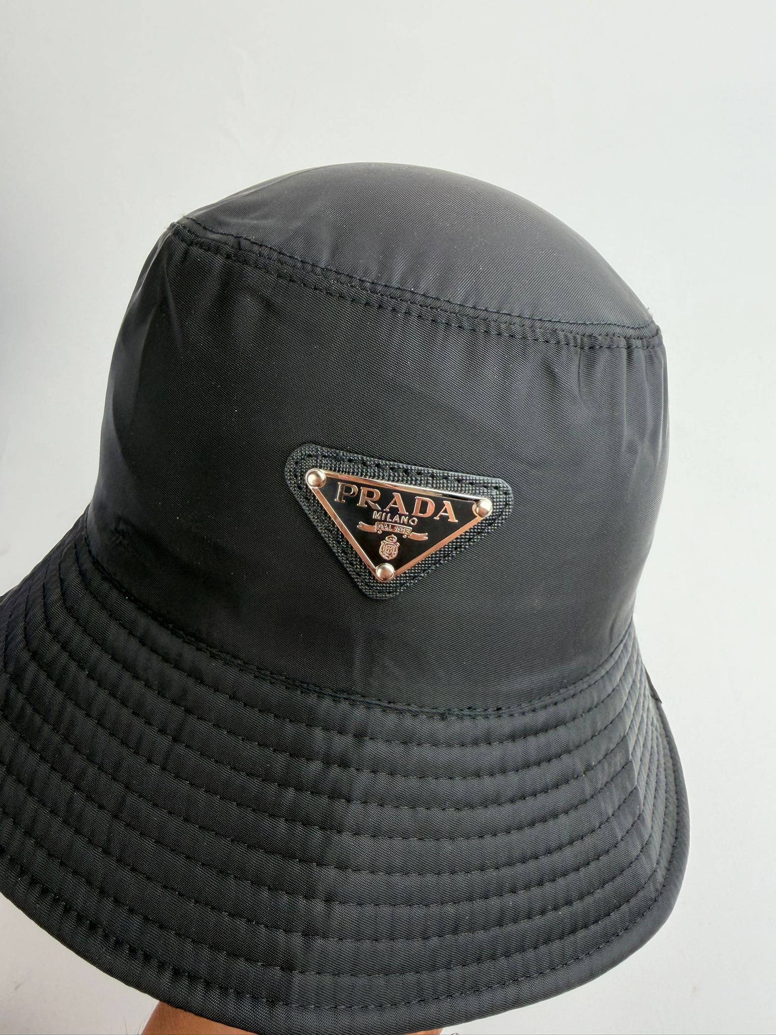 GORRO PRADA