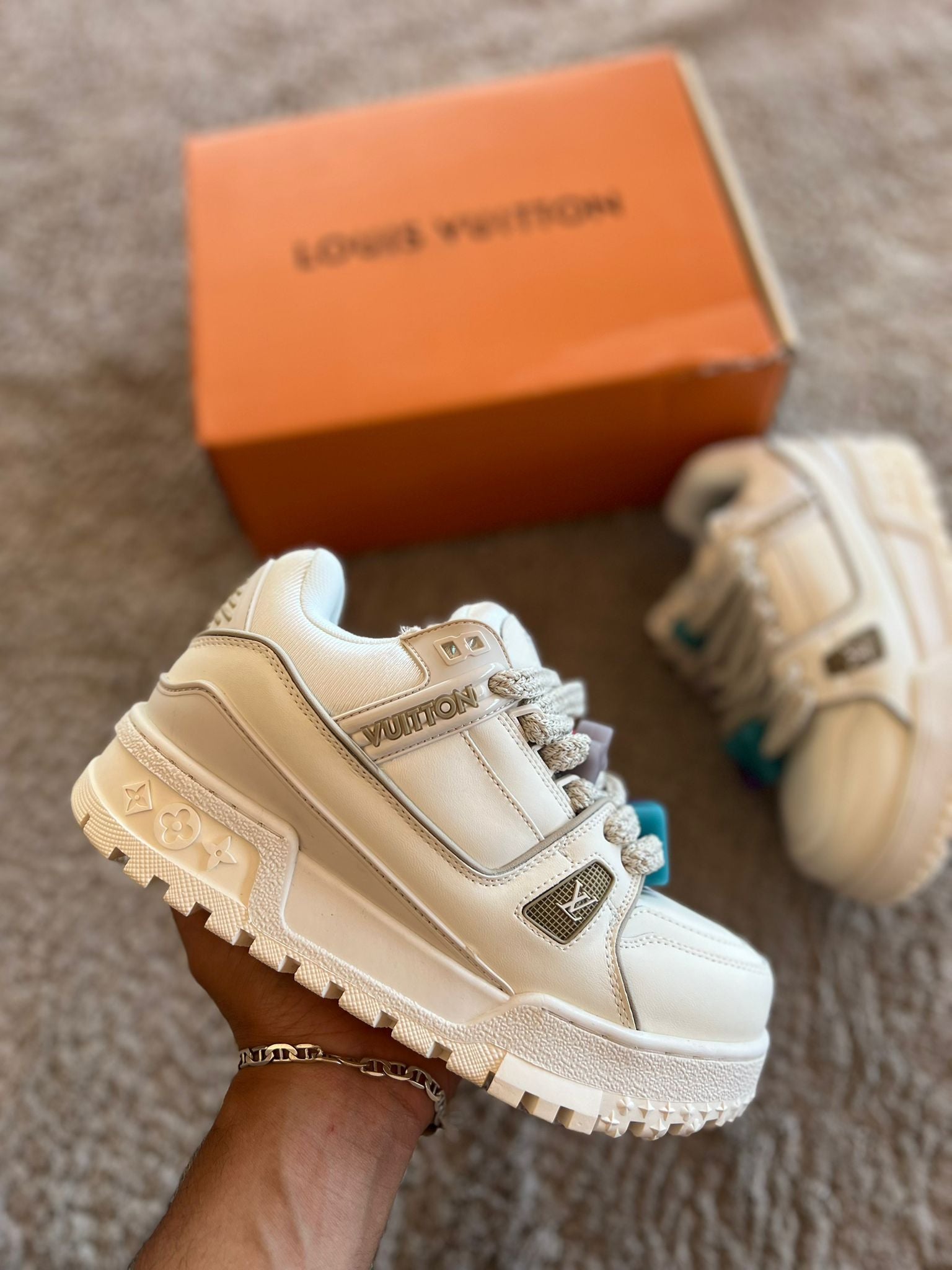 LOUIS VUITTON TRAINER
